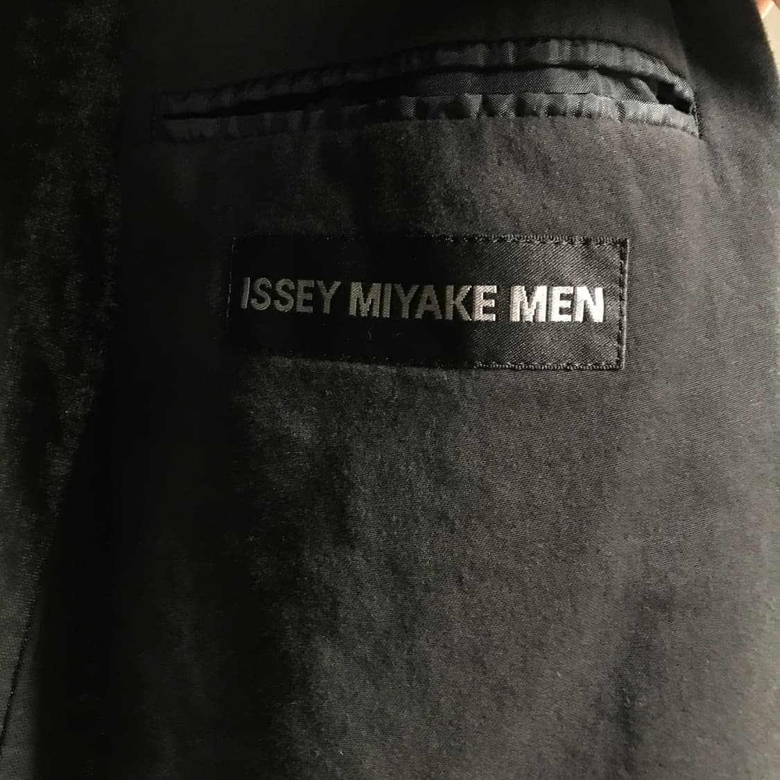 이세이 미야케 맨 블레이저 2 상품이미지4