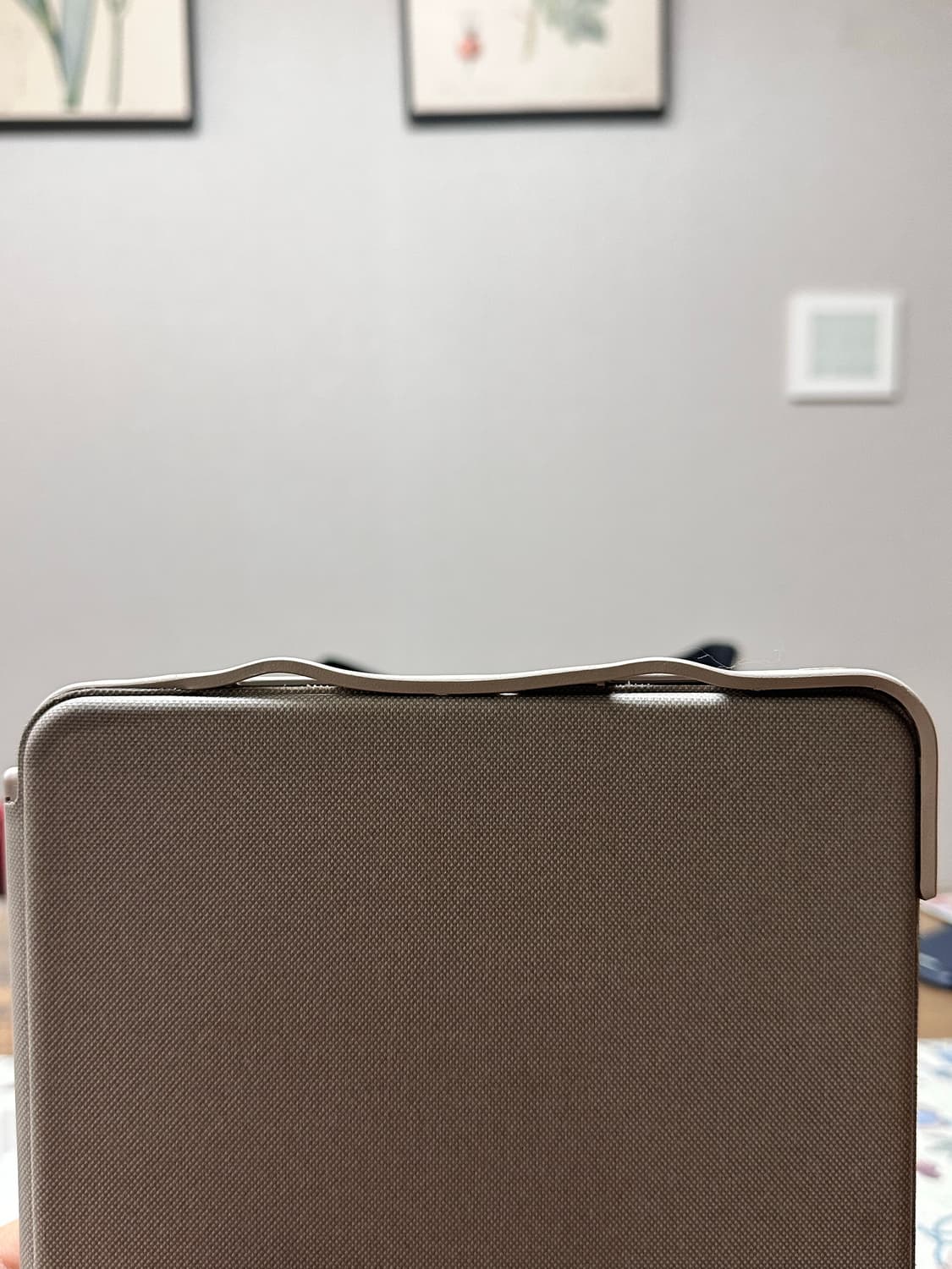 로지텍 콤보 터치 샌드 아이패드 프로 11인치 모델 상품이미지4