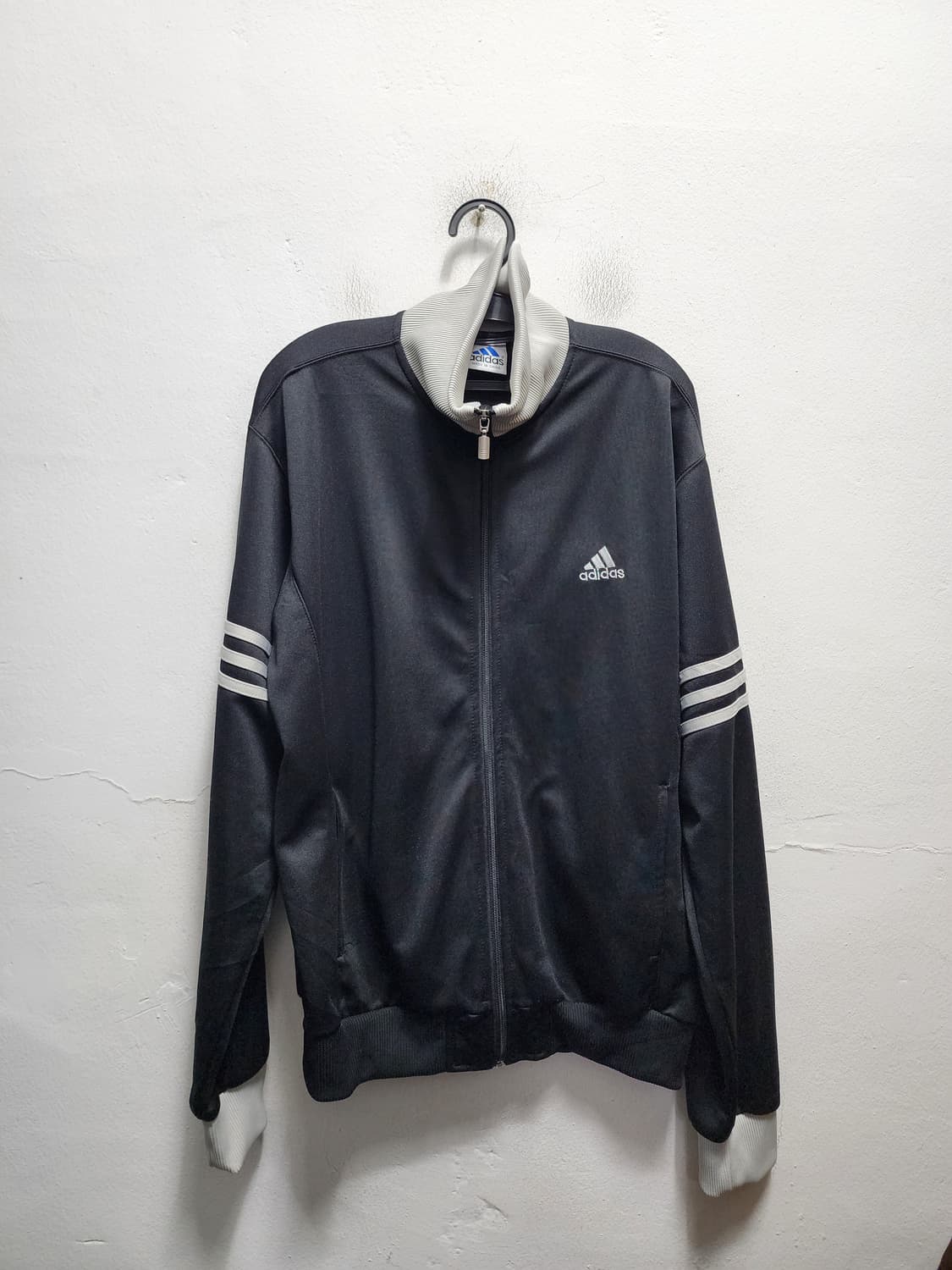 아디다스 오레오배색 삼선 트랙탑 상품이미지1