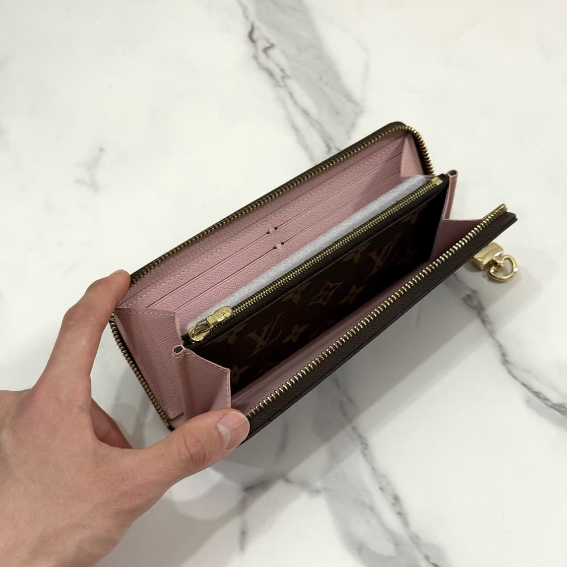 루이비통 클레망스 모노그램 월렛 여성 지퍼 장지갑 로즈 발레린 핑크 상품이미지6