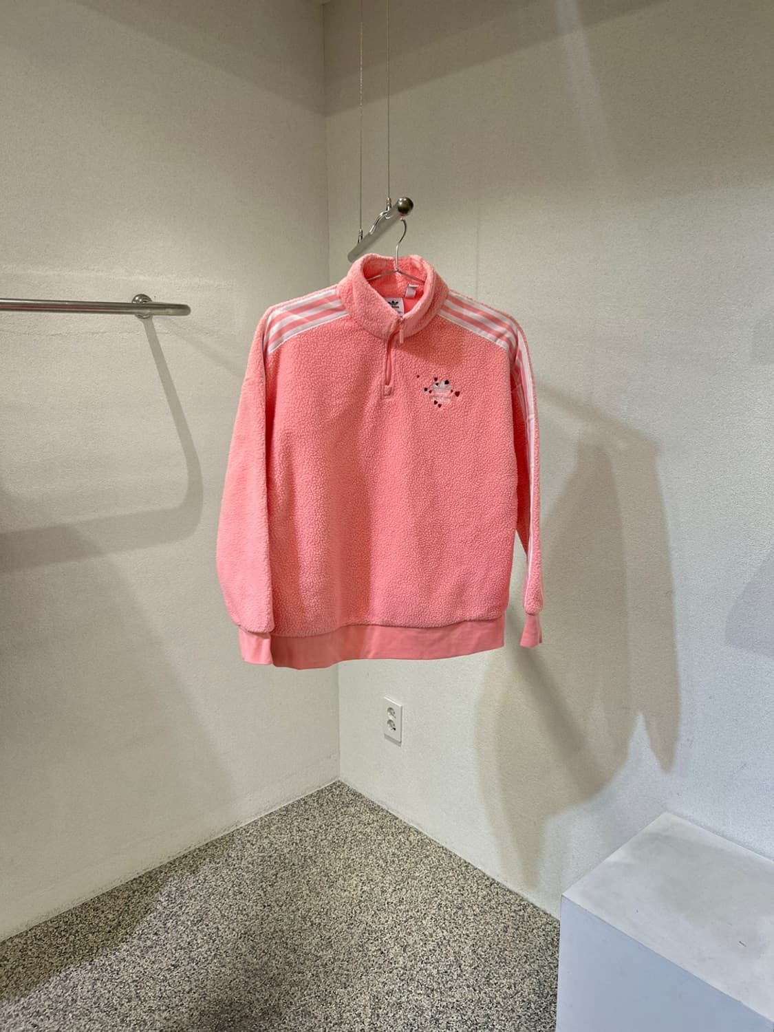 아디다스 플리스 하프집업 상품이미지1