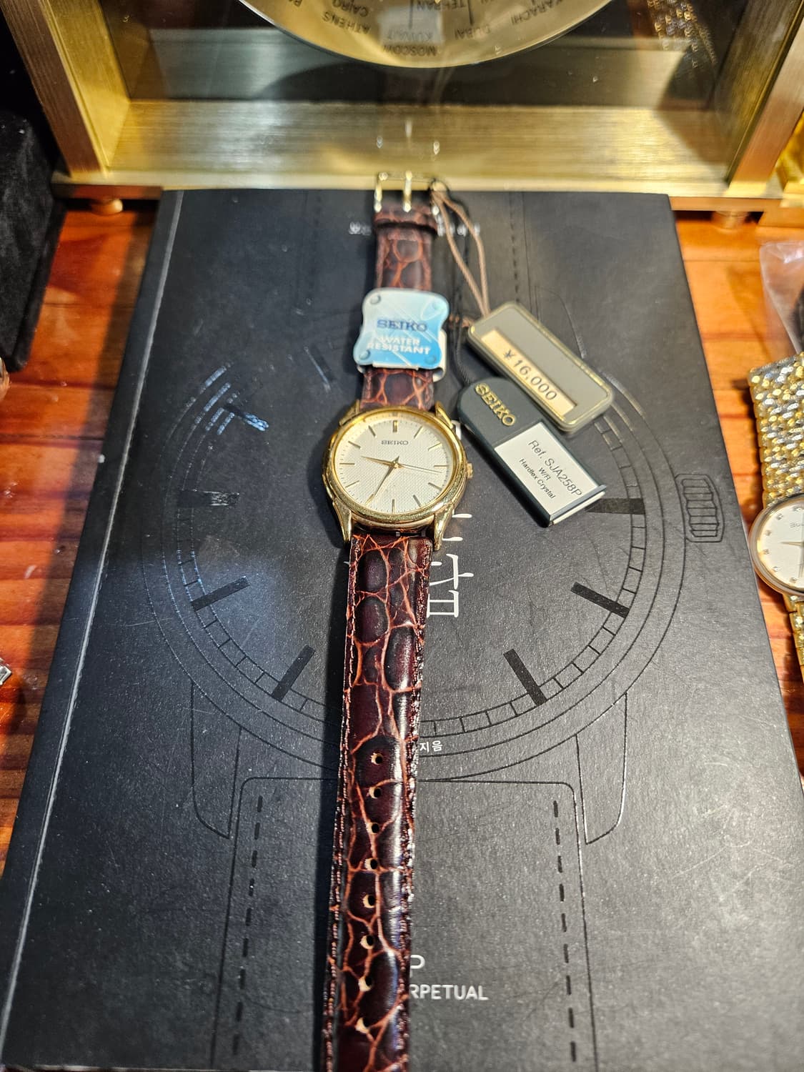 빈티지 세이코 SJA258P 쿼츠 금장 가죽 시계 상품이미지1