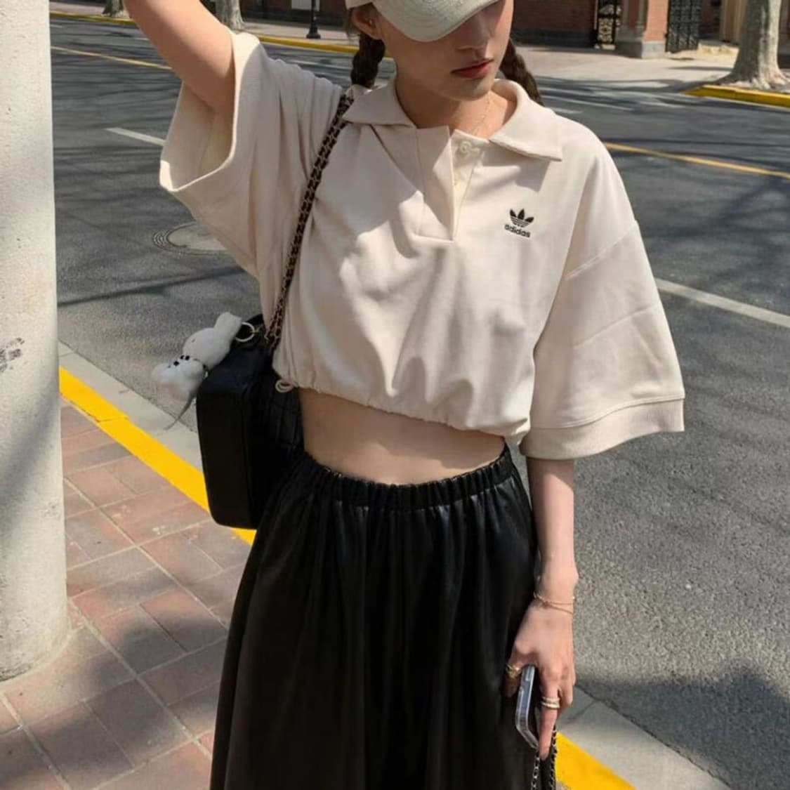 아디다스 오리지널 폴로 카라 셔츠 크롭 반팔 스트링 티셔츠 IC5589  상품이미지1