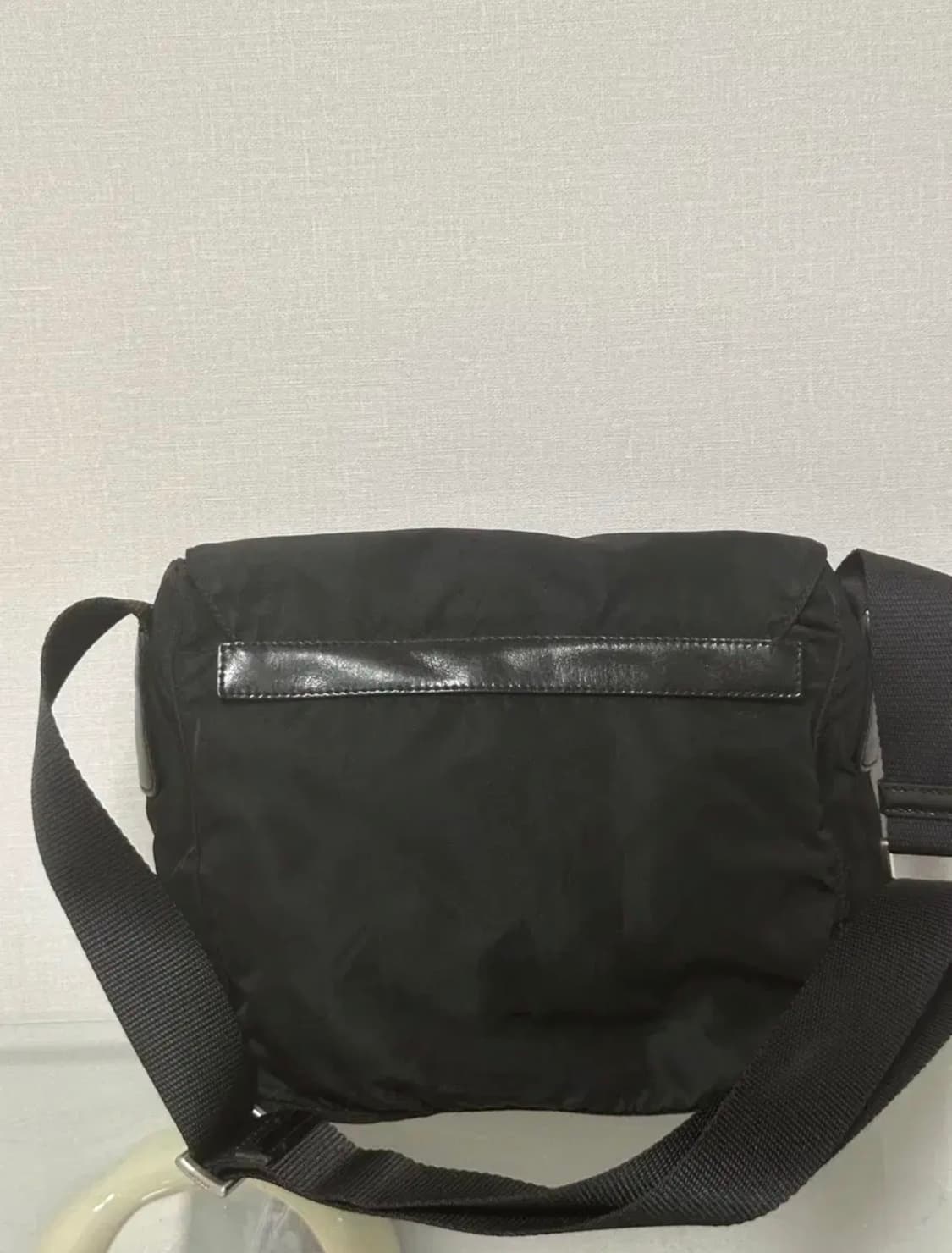 정품 프라다 포코노 나일론 크로스백 주우재백 메신저백 상품이미지6