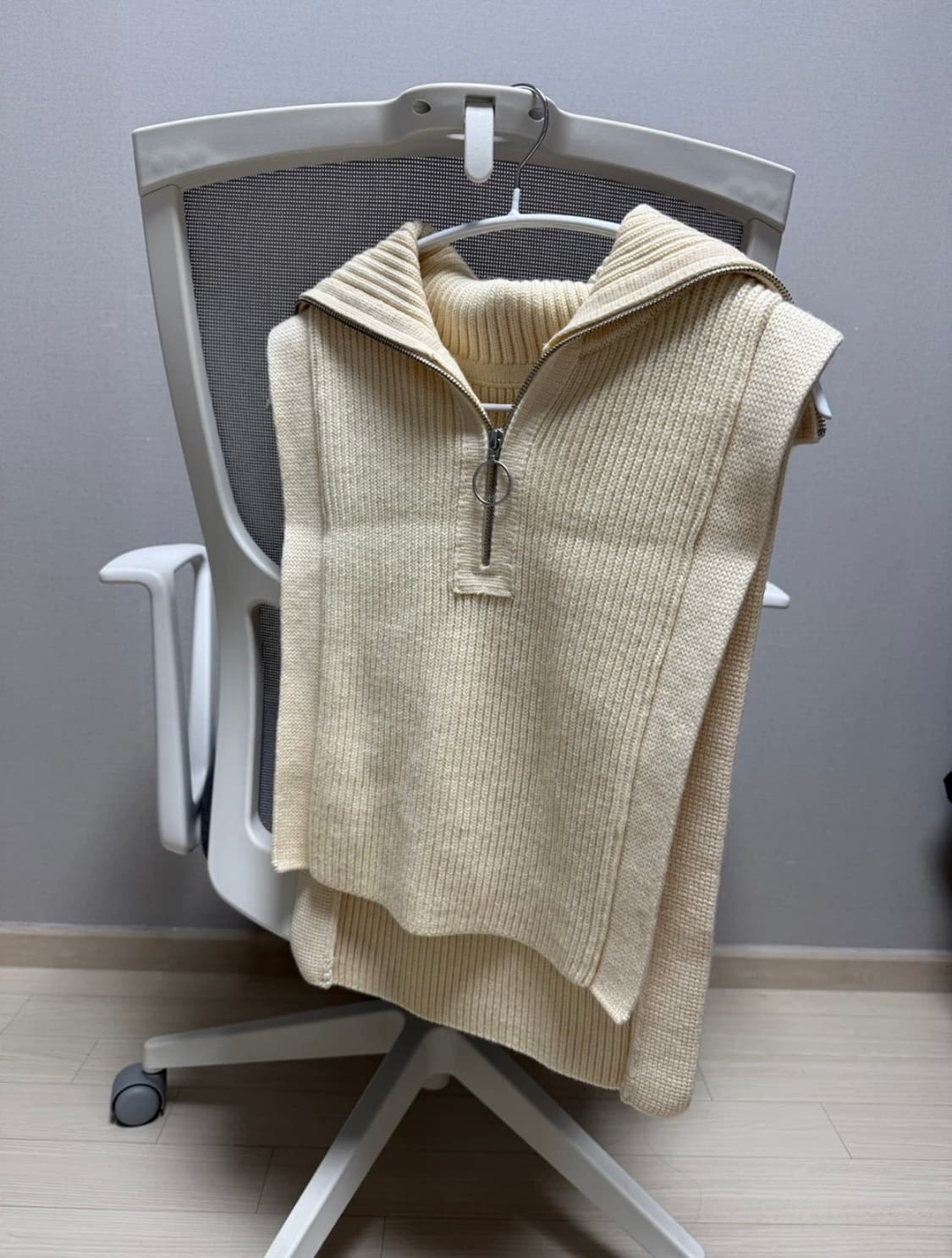 아르켓 니트 반집업 상품이미지1