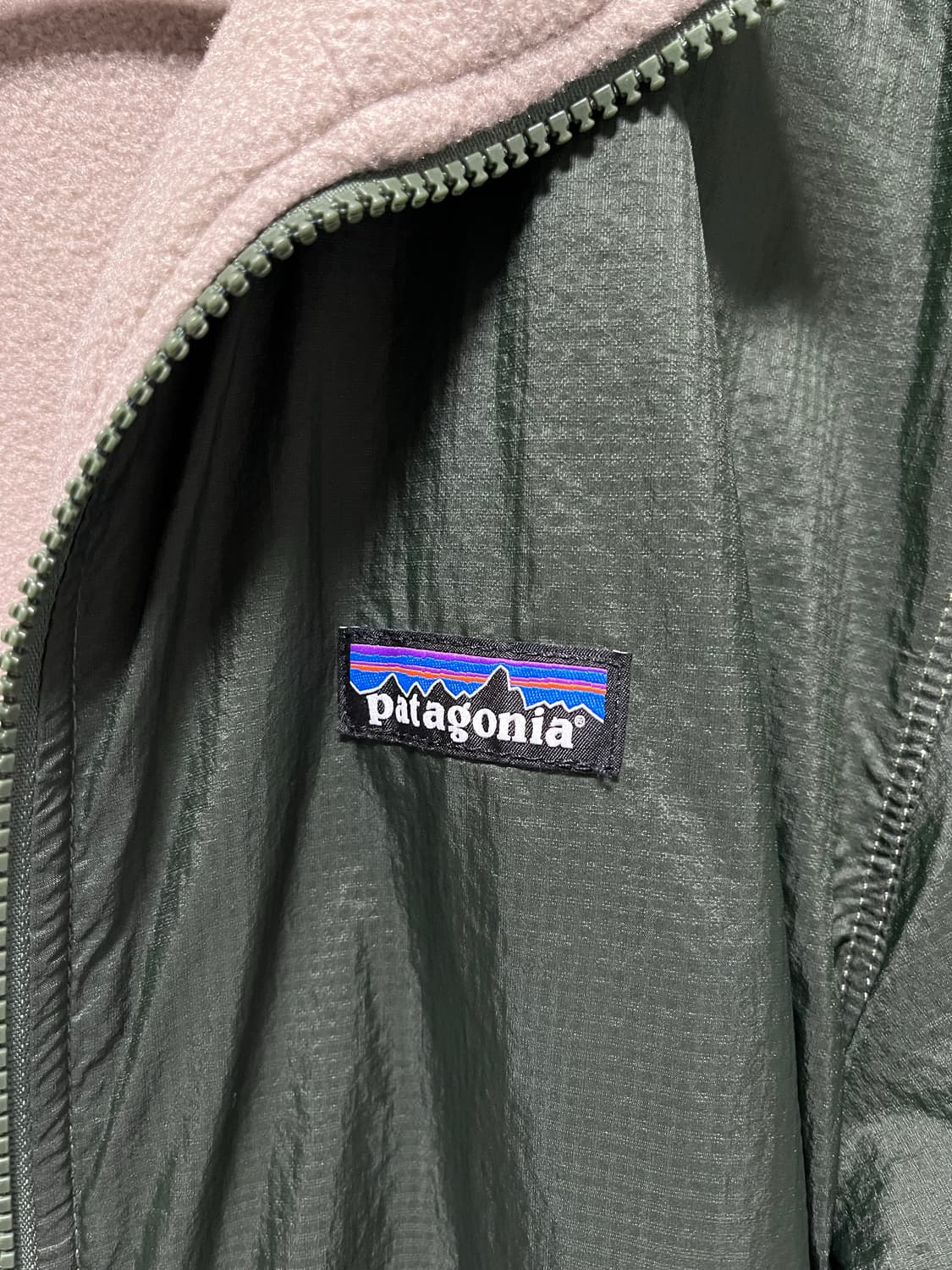 파타고니아 리버서블 쉘드 마이크로디니 자켓 s 상품이미지3
