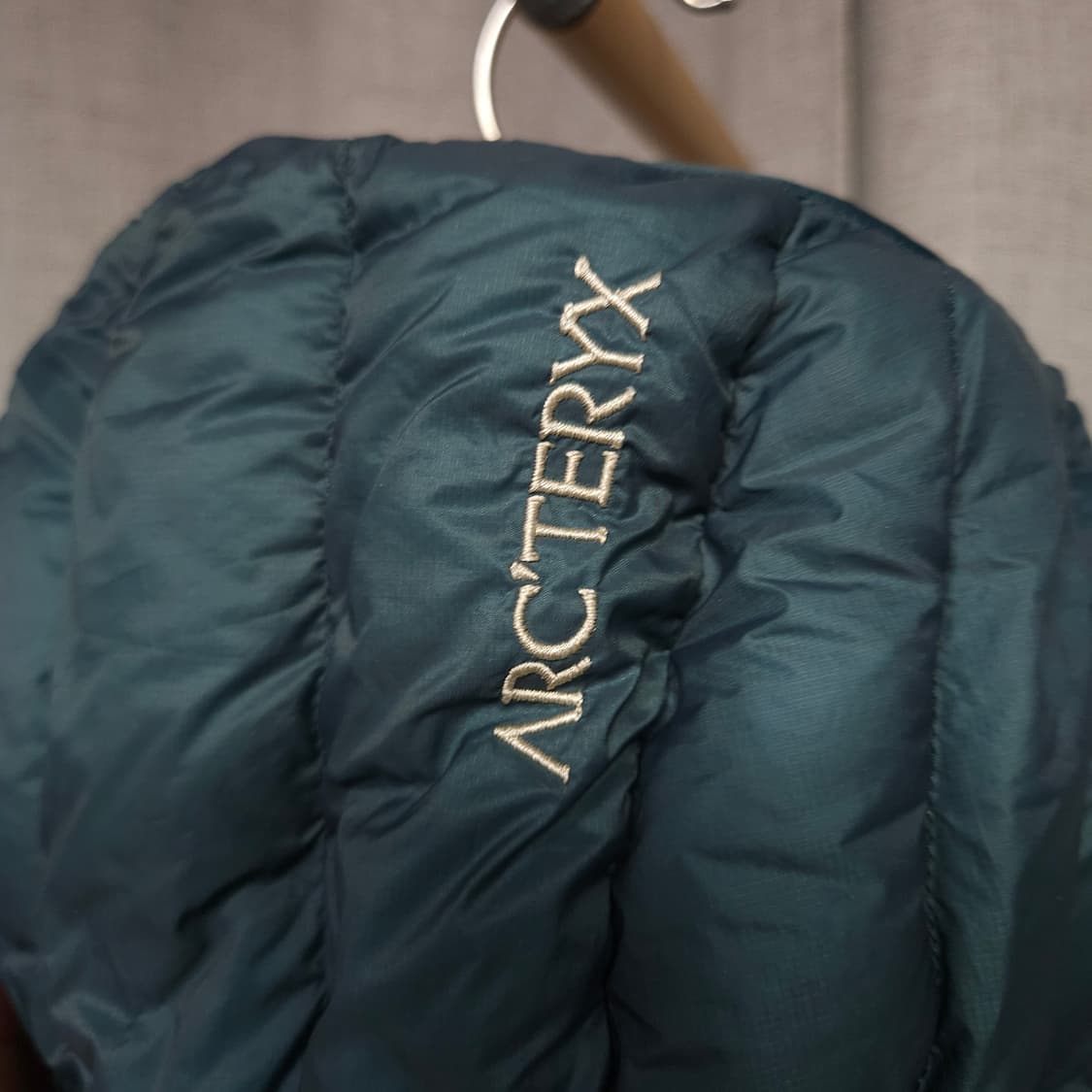 M ) 아크테릭스 여성 세륨 후디 경량패딩 상품이미지5