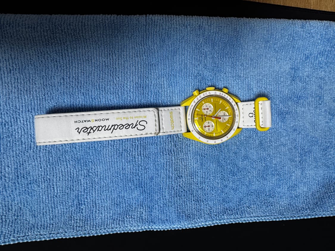 오메가x스와치 문스와치 미션투더선 상품이미지1