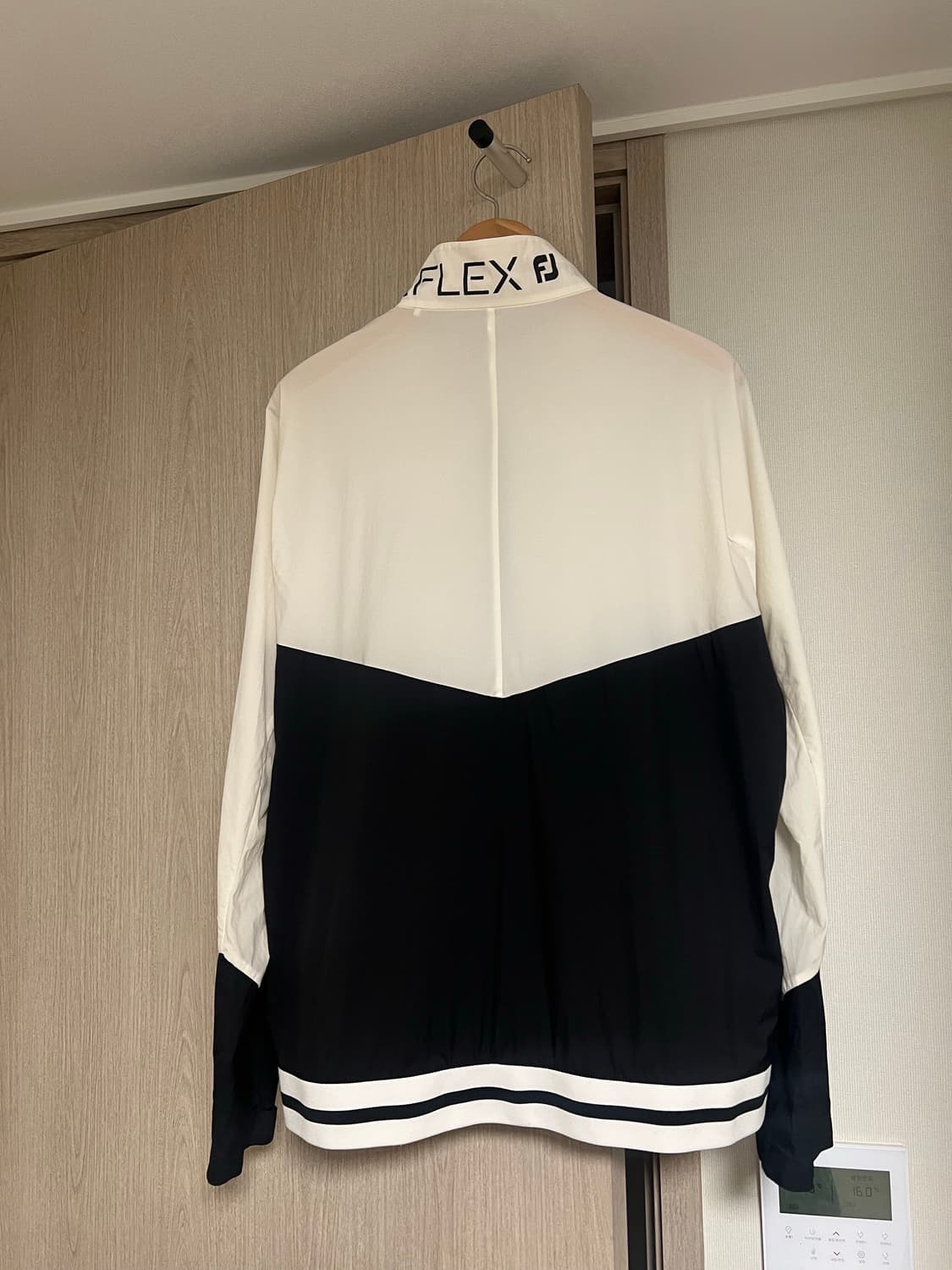 XXL) 풋조이 FJ HYPER 플렉스 바람막이 화이트/블랙 상품이미지4