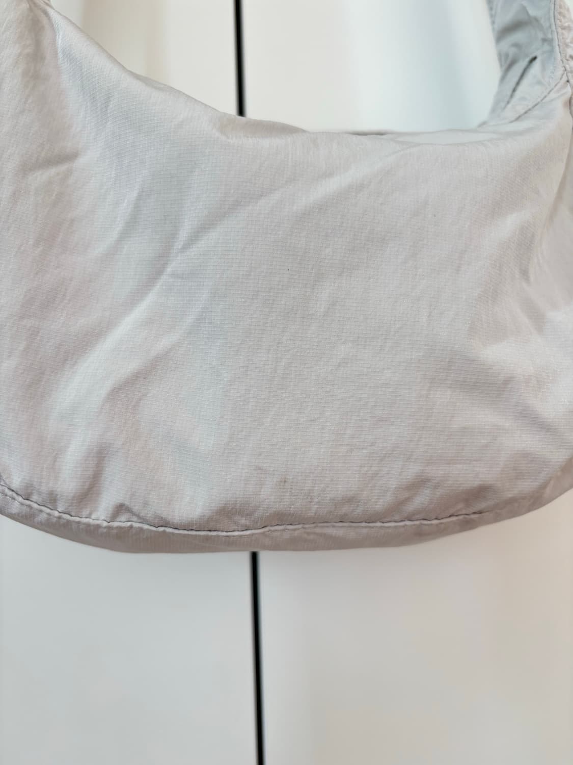 코스 새들백 라이트그레이 상품이미지3