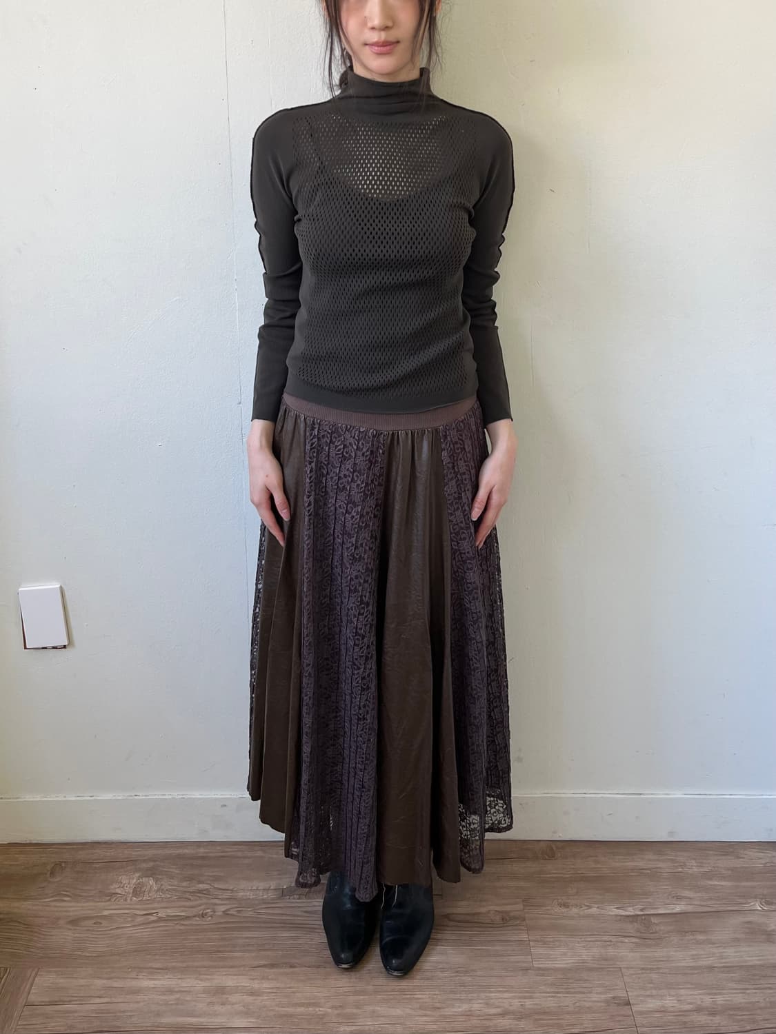 TRUNK 아카이브 올이브 터틀넥 상품이미지6