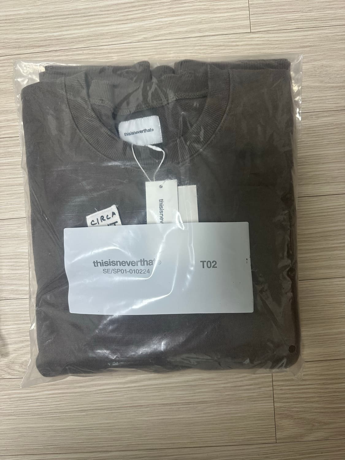 디스이즈네버댓 맨투맨 상품이미지2