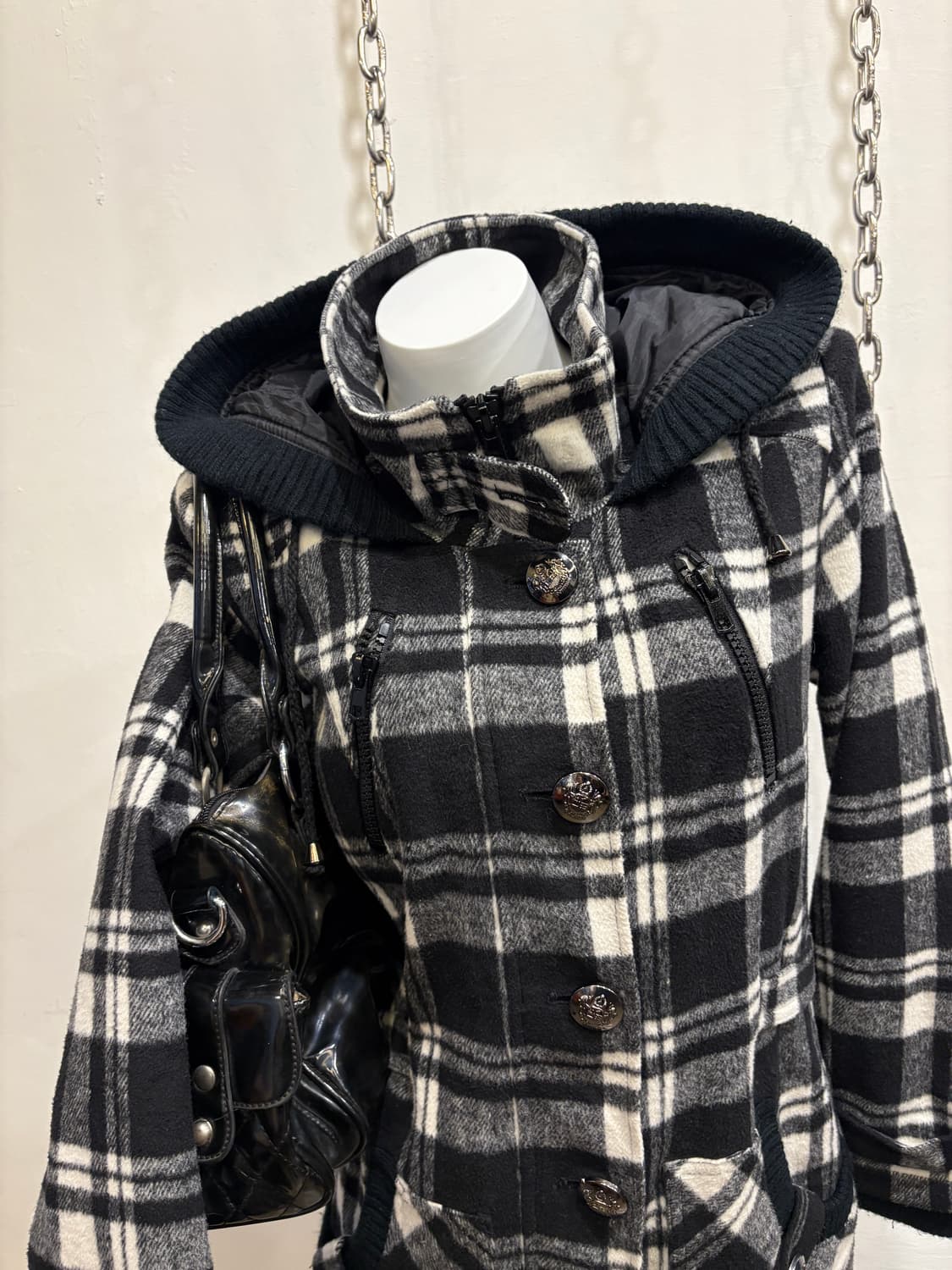 체크패턴 음각 버튼 스트랩 후드 자켓 갸루 y2k 상품이미지2