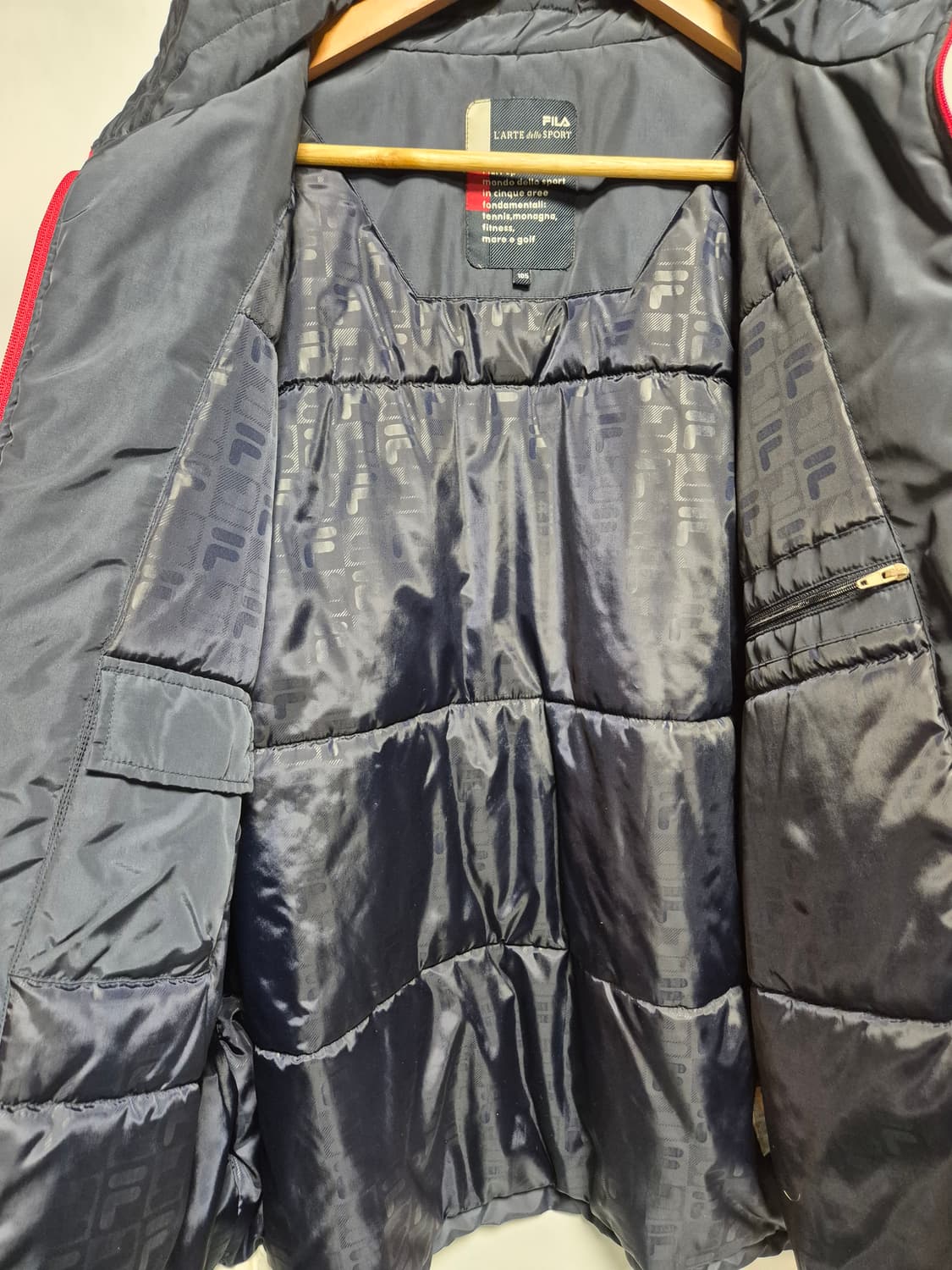 105 휠라 올드스쿨 네이비 바람막이 자켓 XL사이즈(상태A급) 상품이미지7