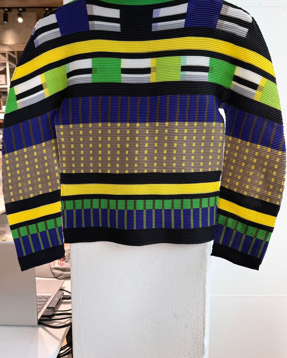 이세이미야케 미 멀티컬러 롱슬리브  상품이미지6