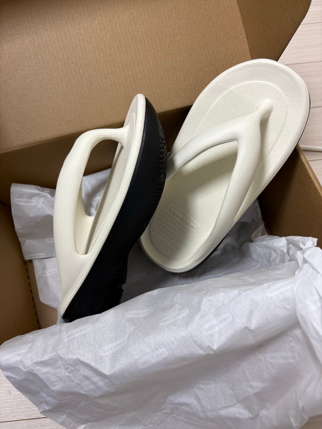 토앤토 Zerovity Plumpy 크리미 블랙 상품이미지3