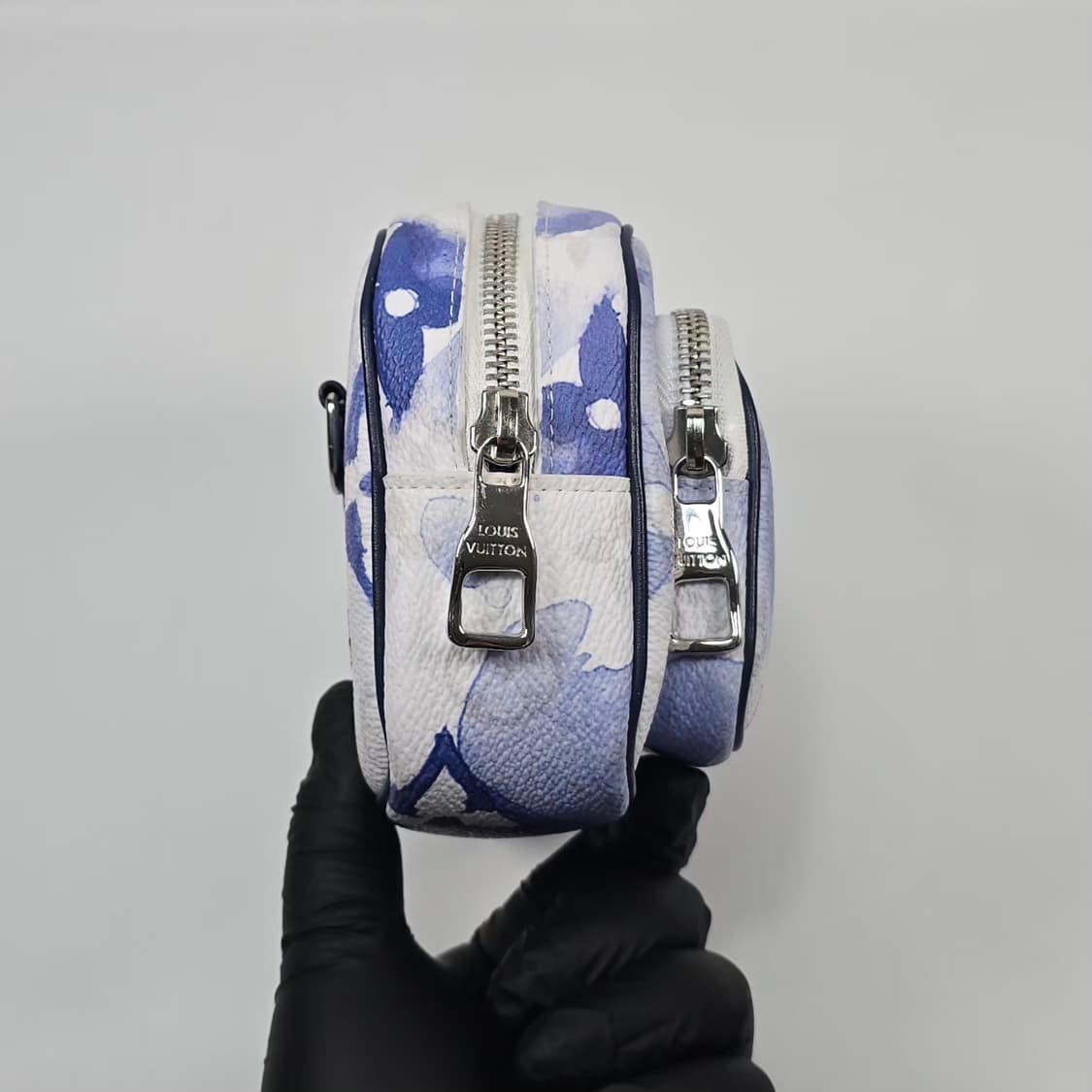 루이비통 모노그램 워터컬러 아웃도어 크로스백 상품이미지4