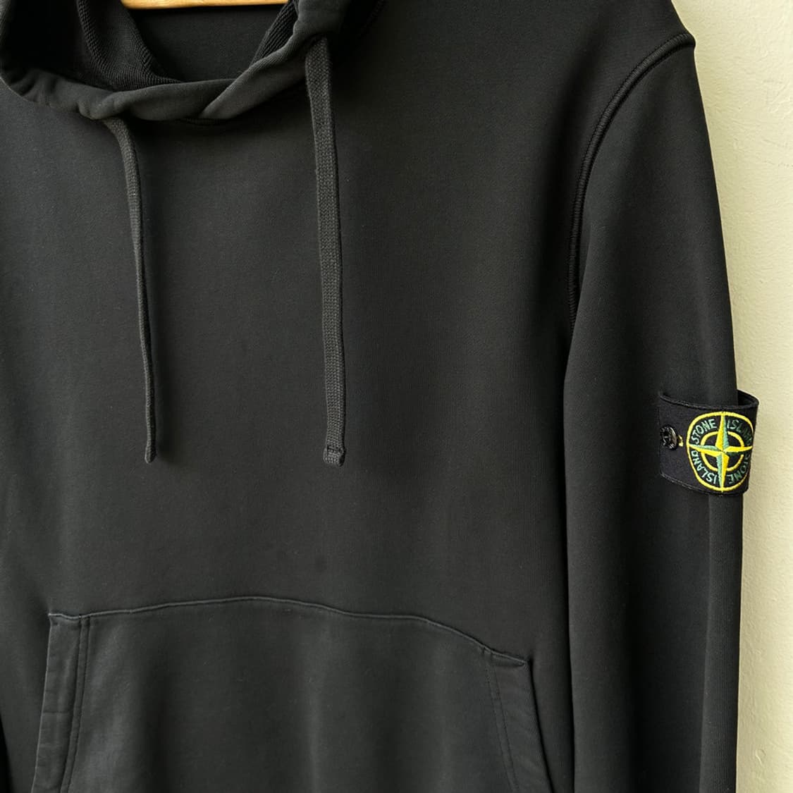 16734 - 23S/S 스톤아일랜드 와펜 후드티  상품이미지4