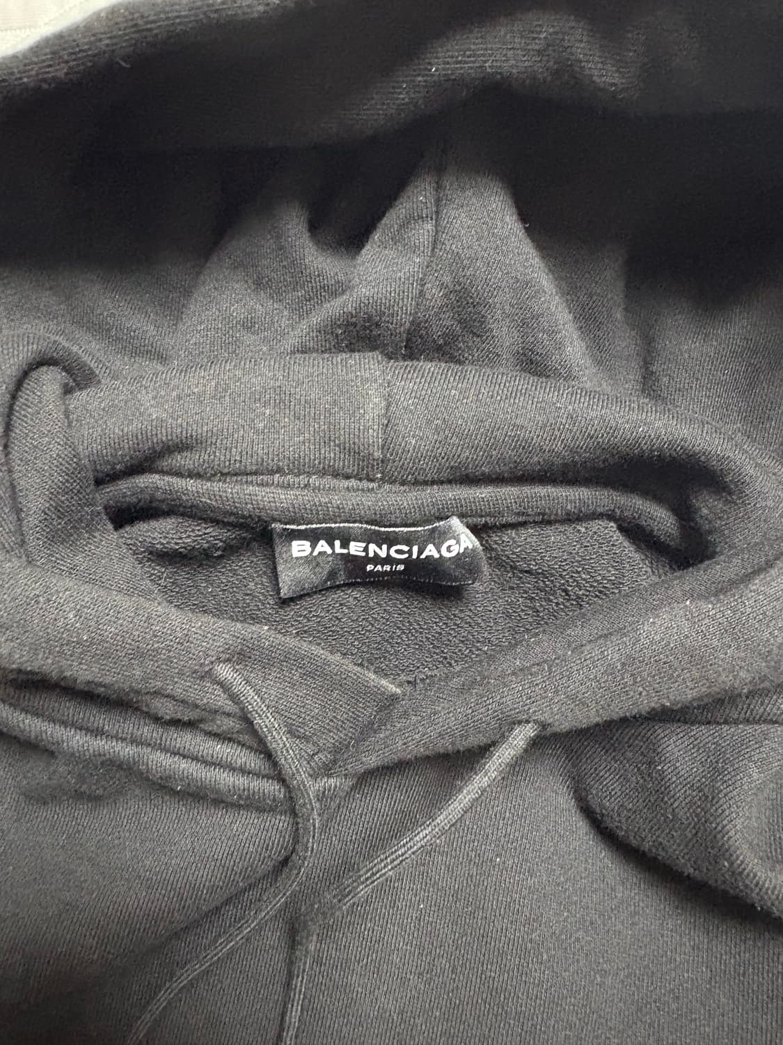 발렌시아가 블랙 후드티 상품이미지4