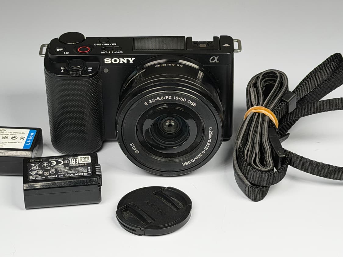 소니 ZV-E10 블랙 미러리스 카메라 249컷 상품이미지1