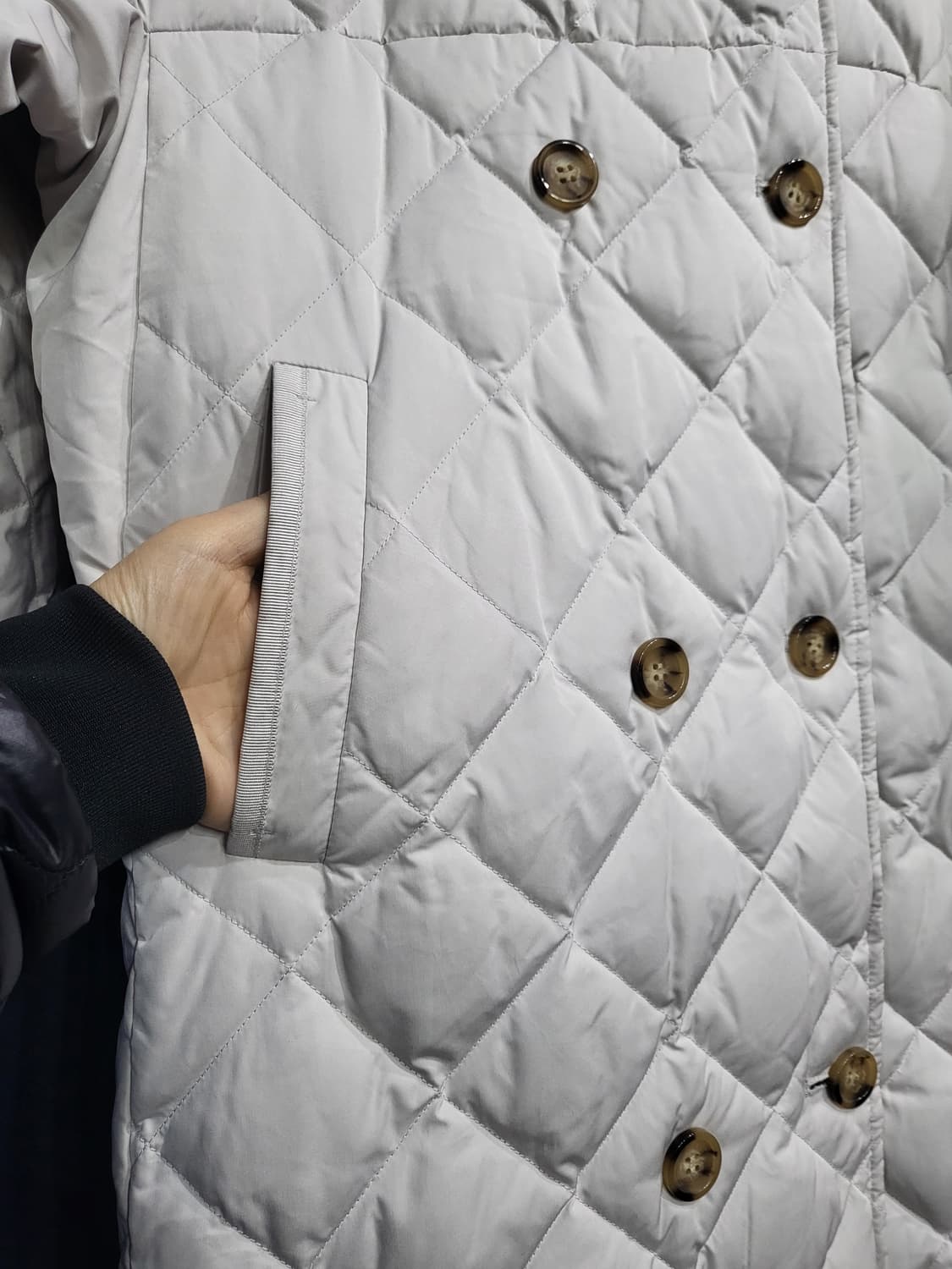 SJWANI(손정완) 퀼팅 구스다운 더블패딩 상품이미지4