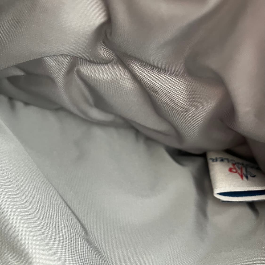 몽클레어 브라운 패디드 숄더백 상품이미지6