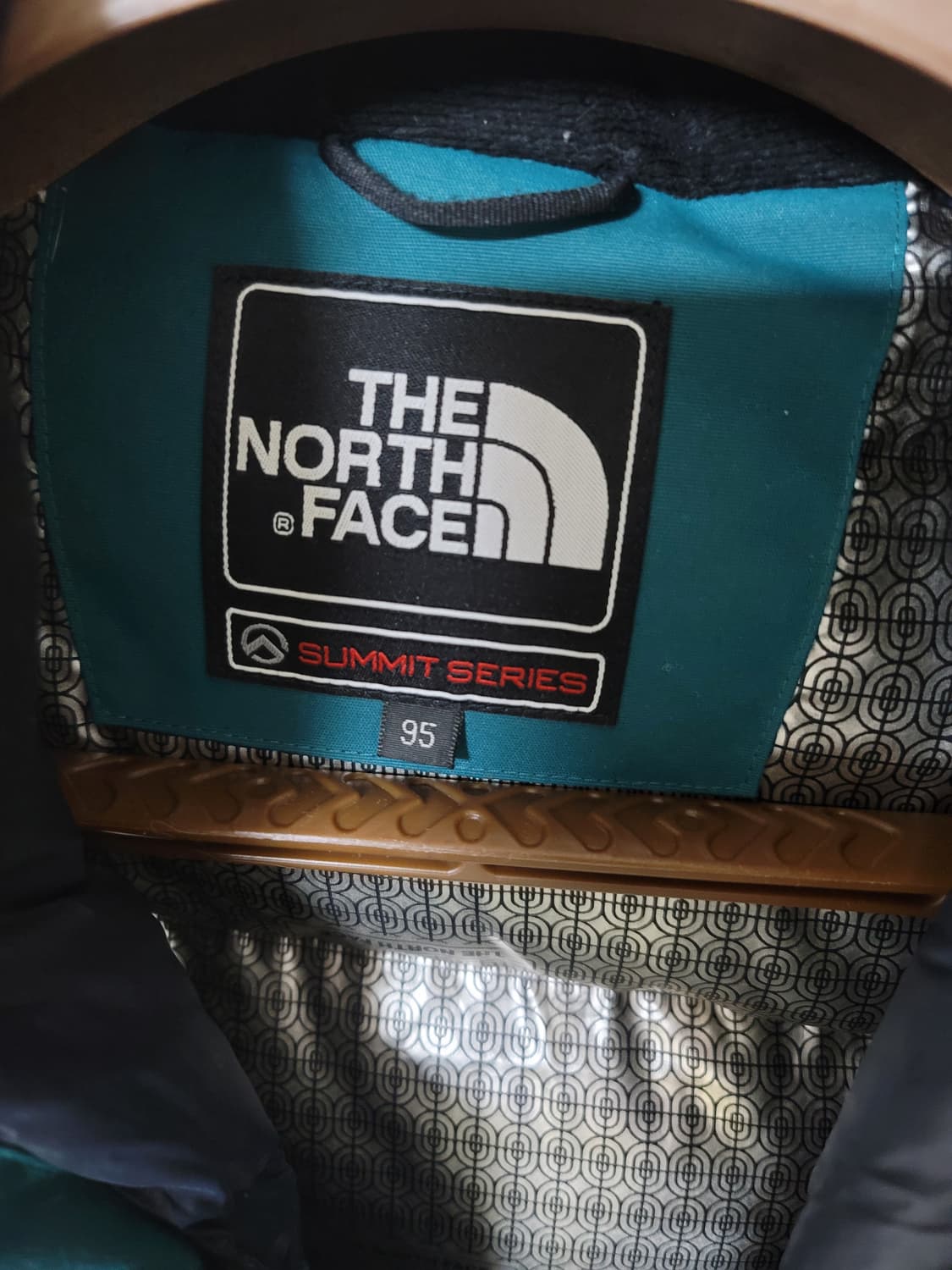 노스페이스 써밋시리즈  대장급 패딩 95표기 100정사이즈 상태굿 상품이미지7