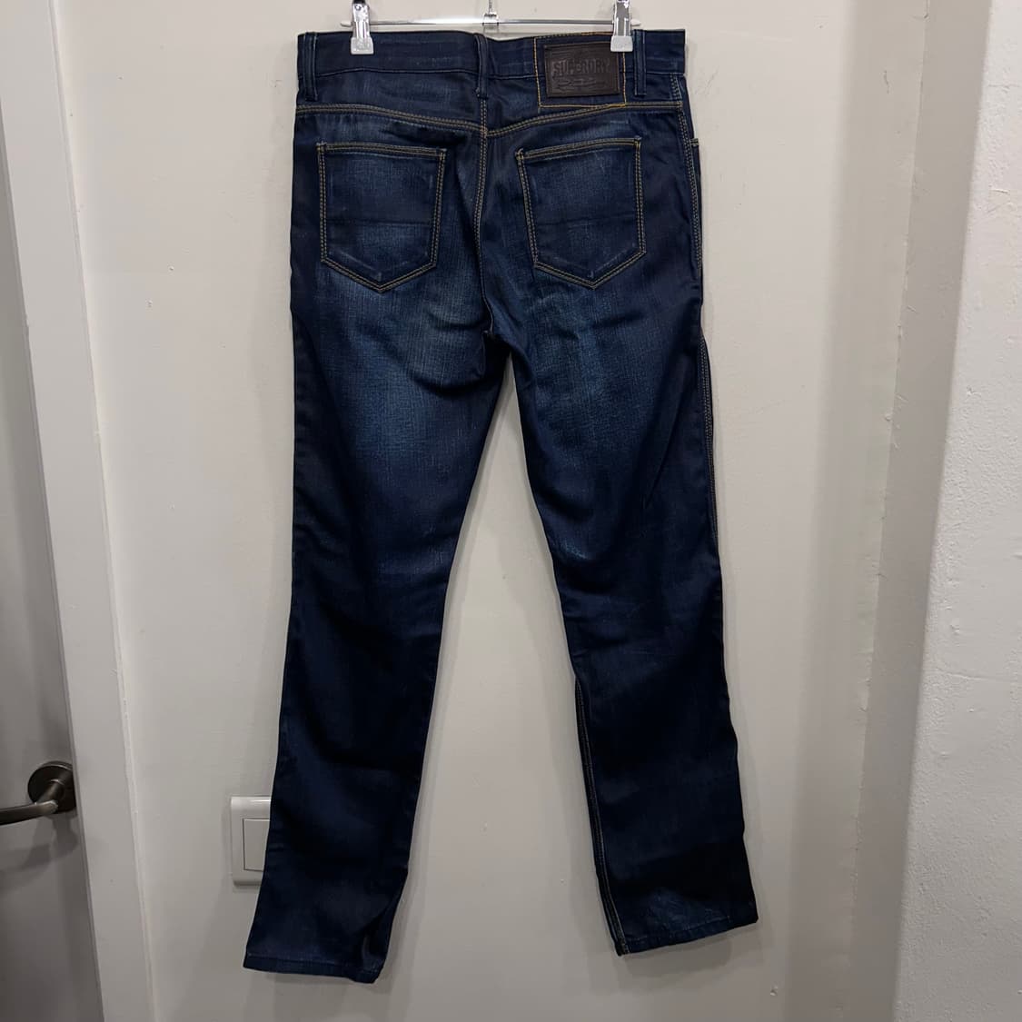 슈퍼드라이 재팬 슬림핏 버튼플라이 코팅 데님진 상품이미지7