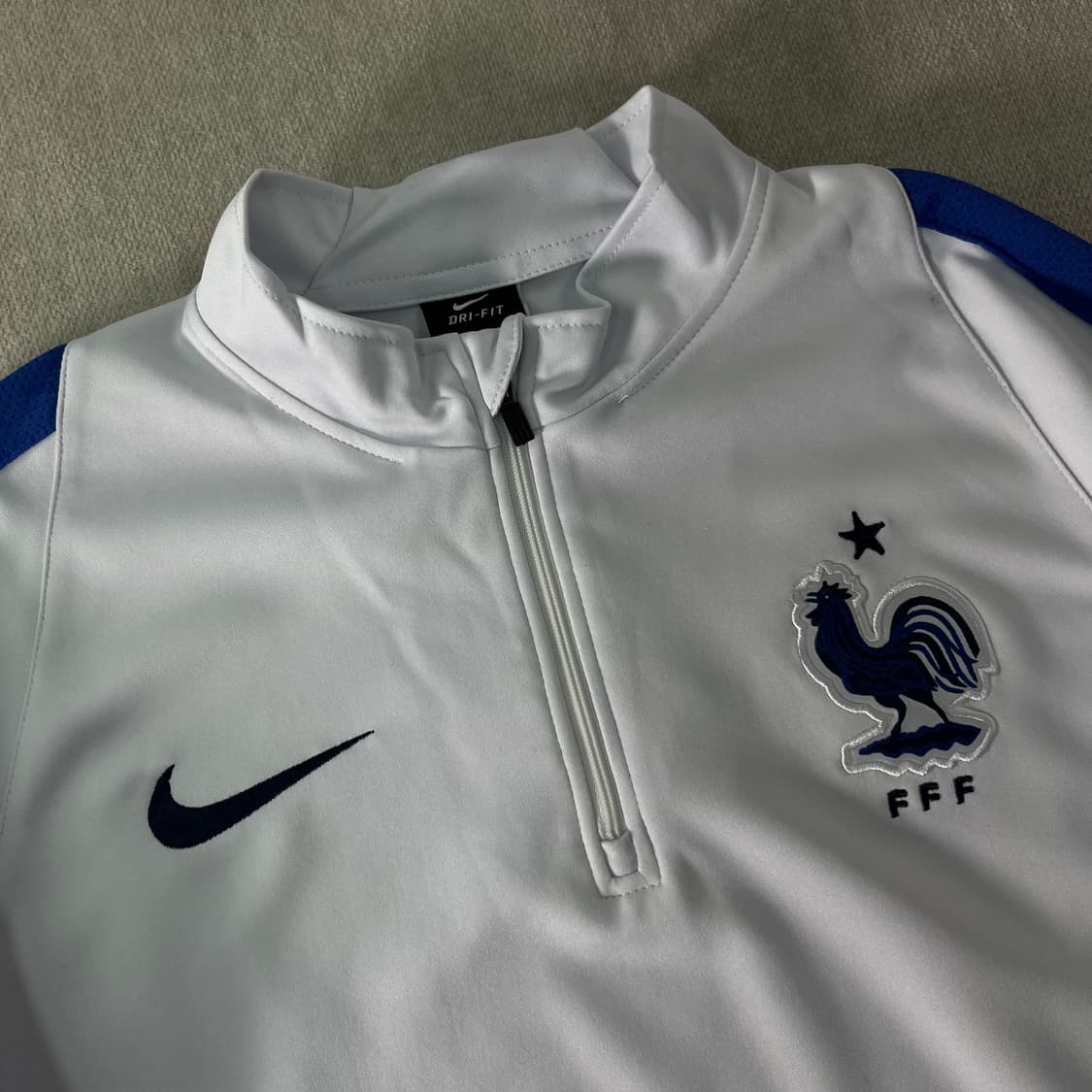 100 나이키 16-17 프랑스 국대 긴팔 유니폼 상품이미지2