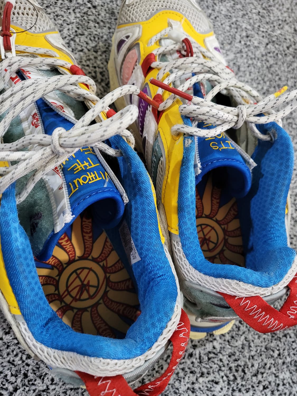 아디다스 X 션 위더스푼 X 핫 휠 협업 슈퍼터프 스니커즈 상품이미지6