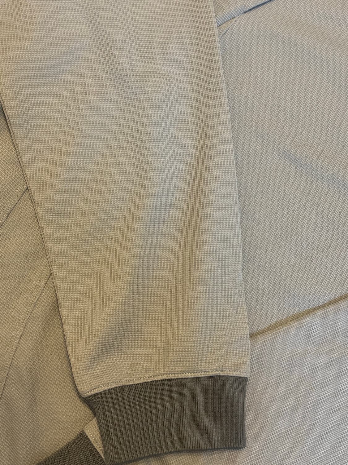 산산기어 플래킷 롱 슬리브 그레이 상품이미지4