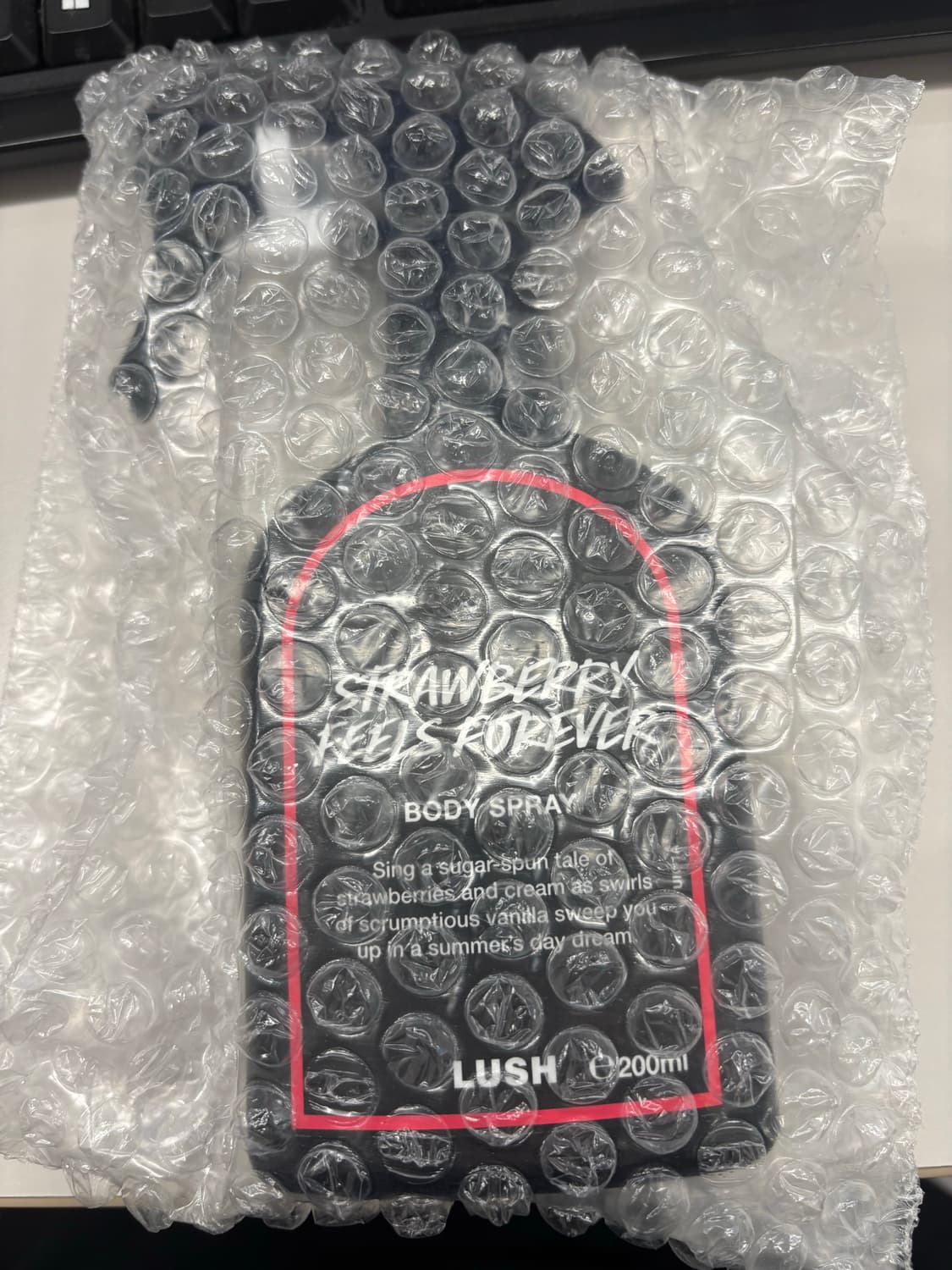 러쉬 스트로베리 필즈 포에버 상품이미지1