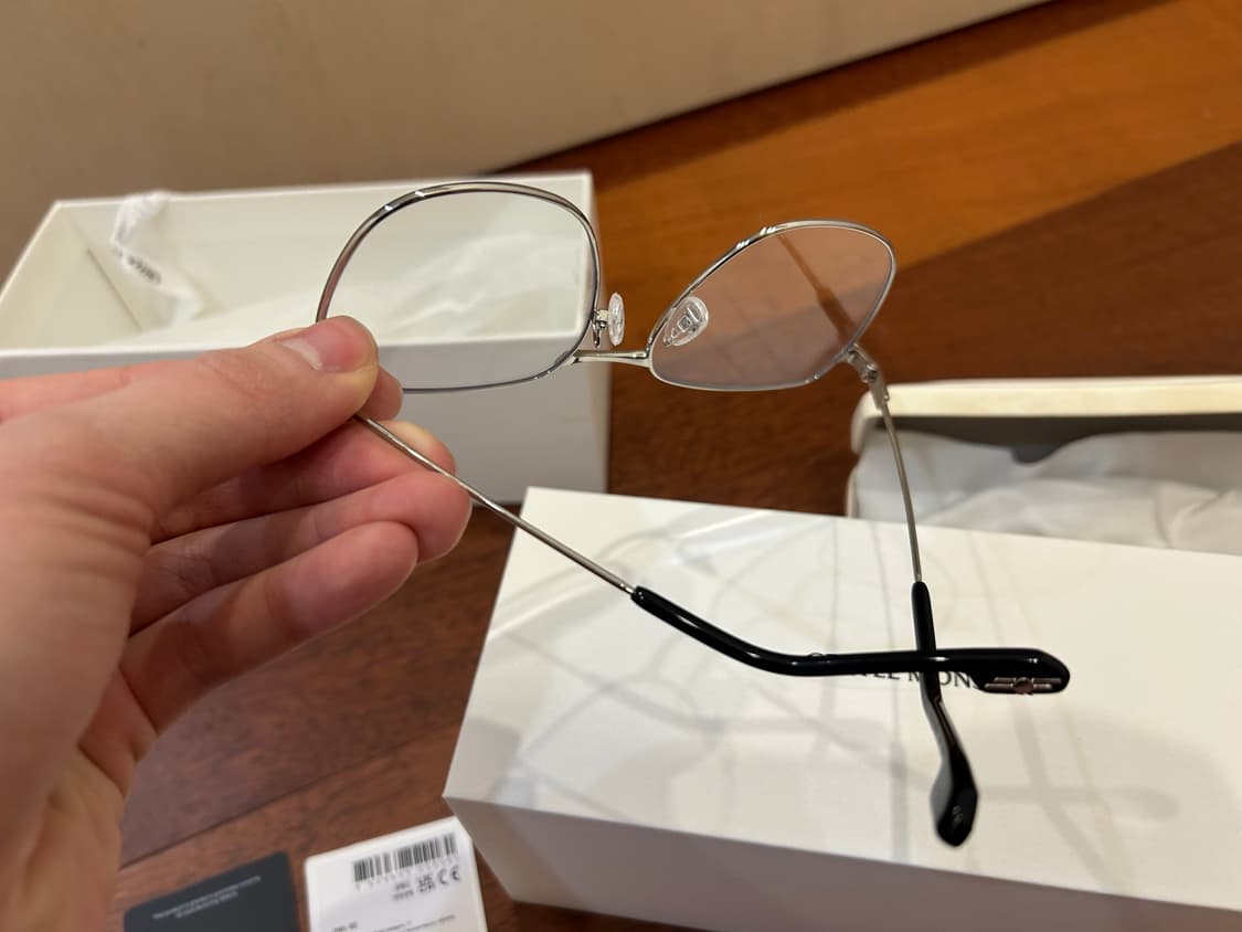 젠틀몬스터 ONIL-02 실버 안경 상품이미지3