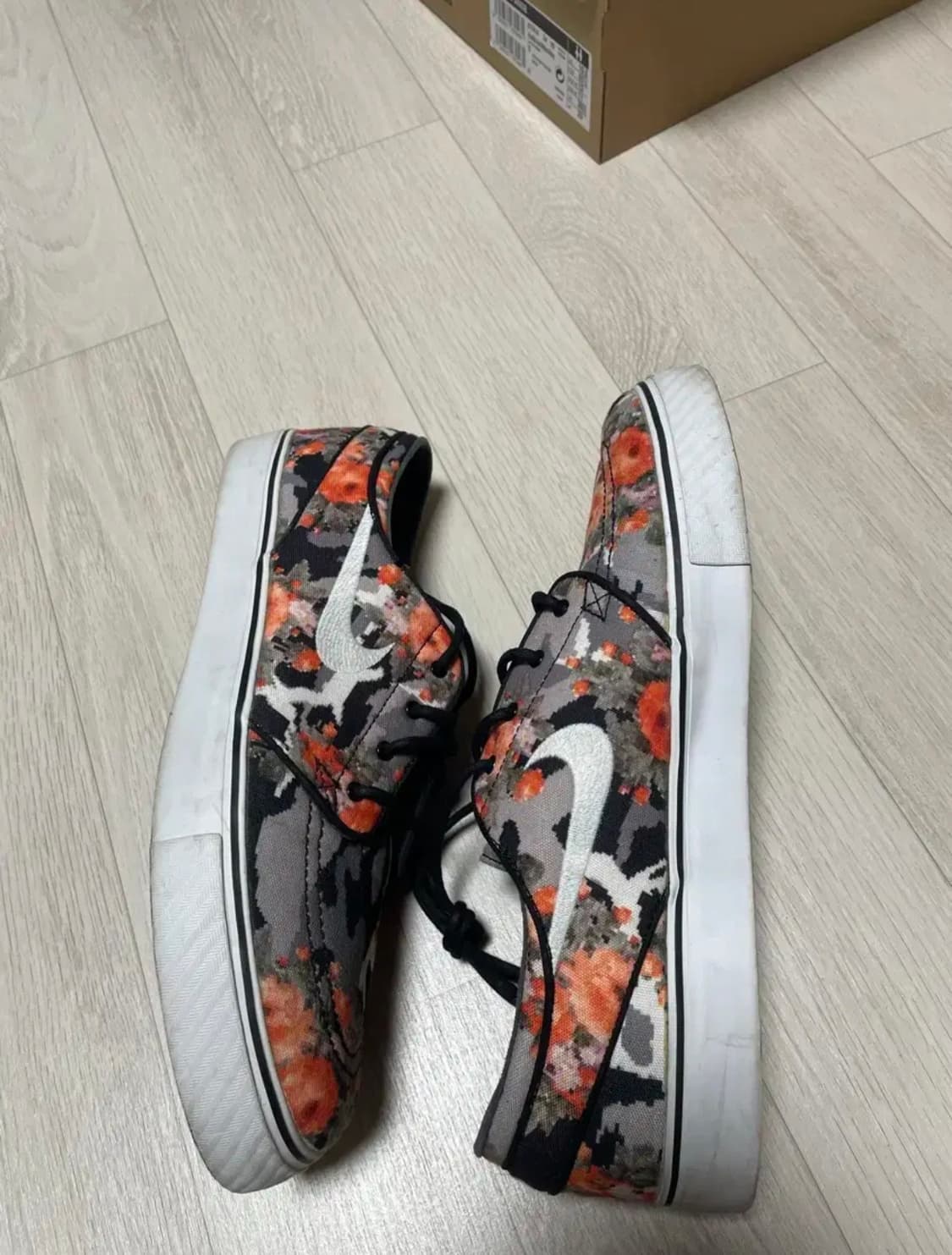 나이키 sb 줌 야노스키 디지털 플로랄 상품이미지3