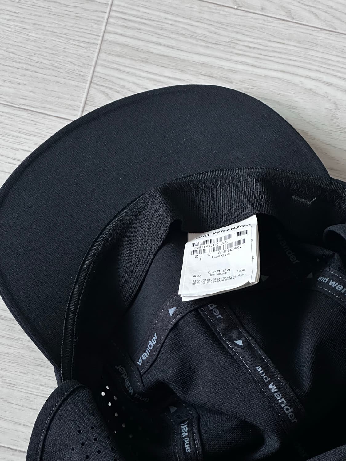 앤드원더 and wander 테크 캡 블랙 상품이미지2