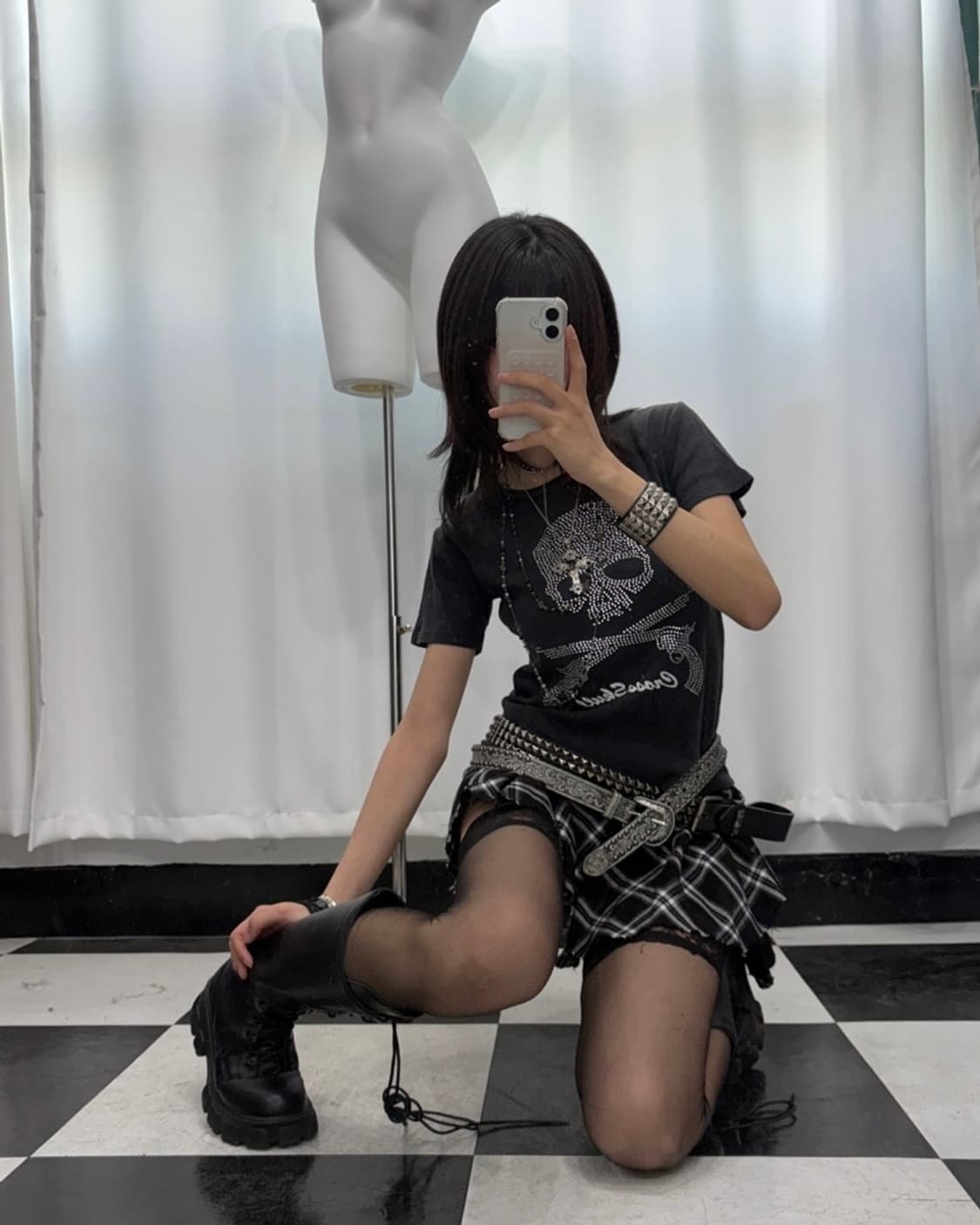 🎸블랙 스컬 비즈 디테일 티셔츠🎸 상품이미지5