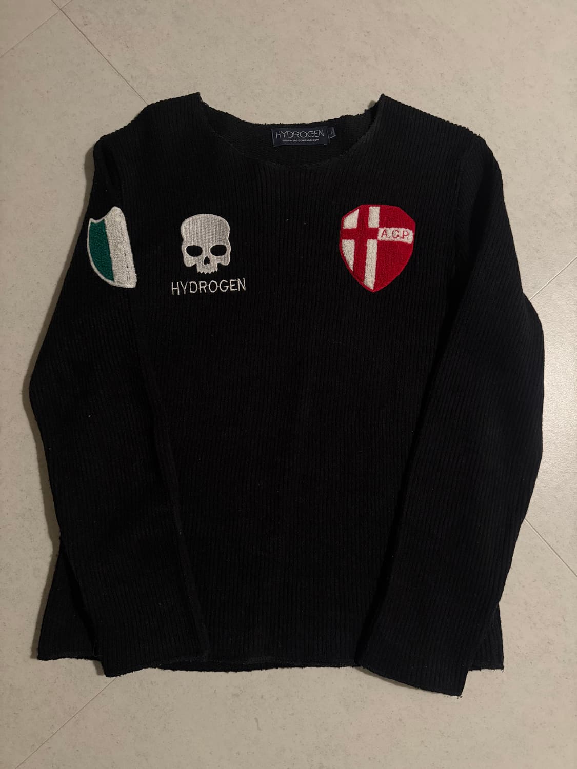 하이드로겐 슬림핏 니트 상품이미지1