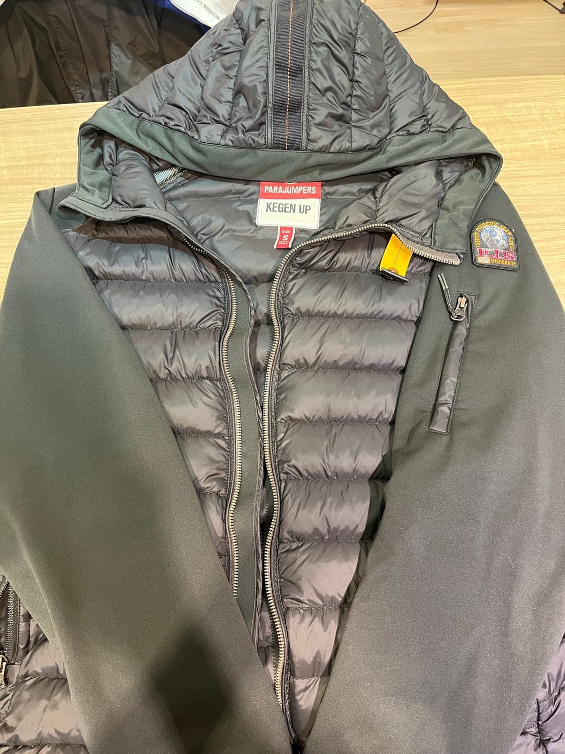 파라점퍼스 경량패딩 21년식 s 상품이미지1