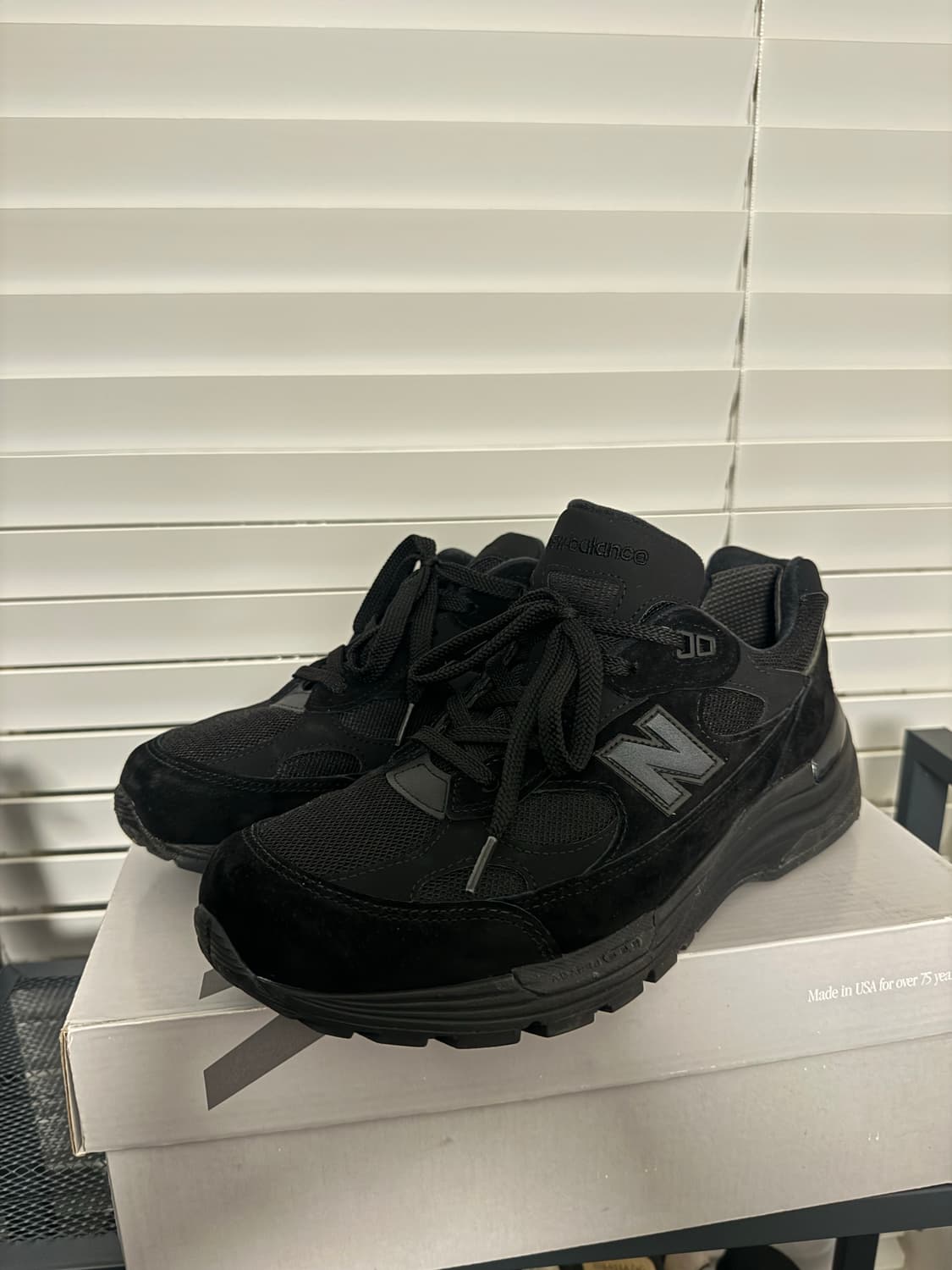 뉴발란스 992 트리플 블랙 (275mm) 상품이미지1