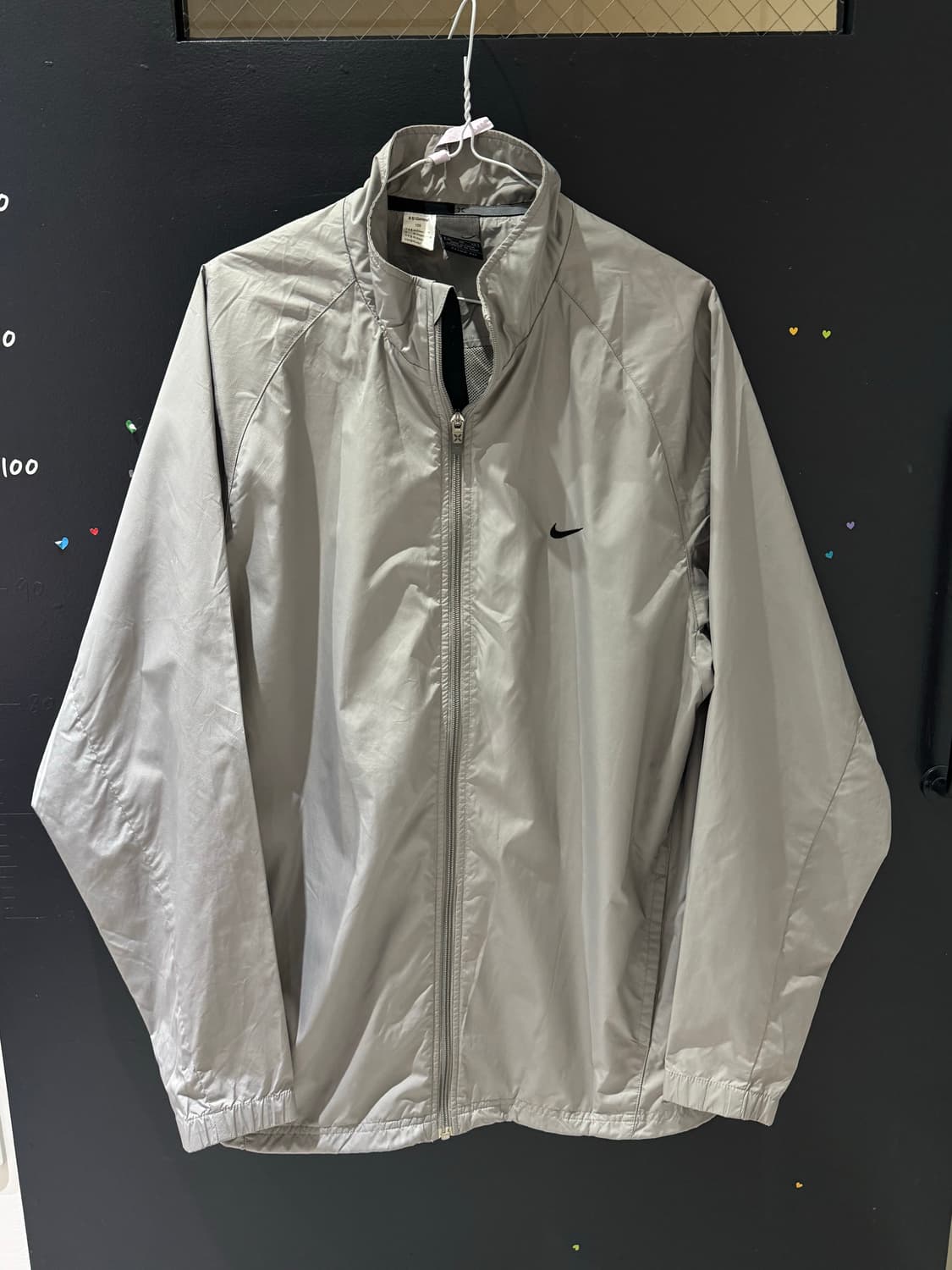 나이키 클라이마핏 올드스쿨 스우시 바람막이 상품이미지1