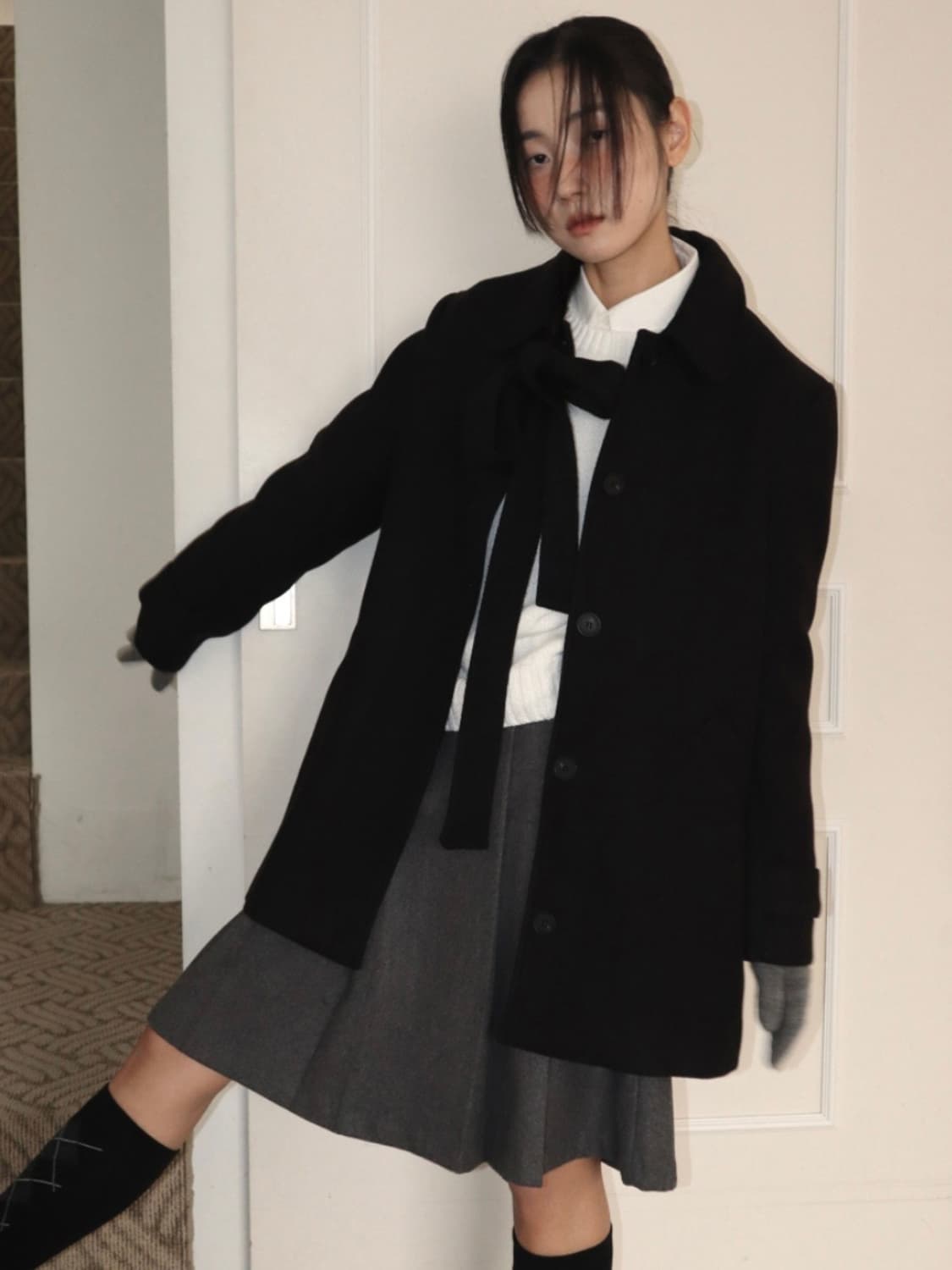 (새상품) 라운드카라 블랙 코트 상품이미지6