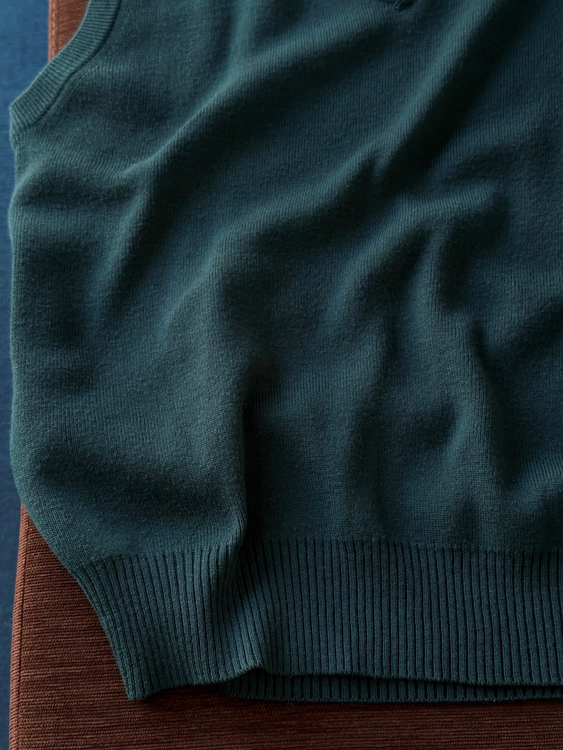 High count wool acrylic knit vest 상품이미지3