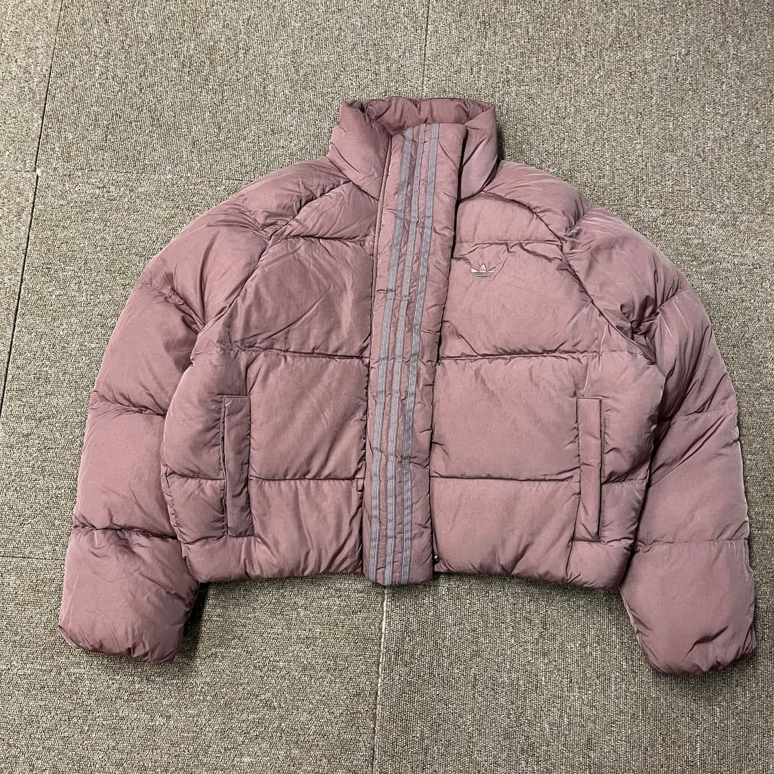 아디다스 푸퍼 패딩 상품이미지2
