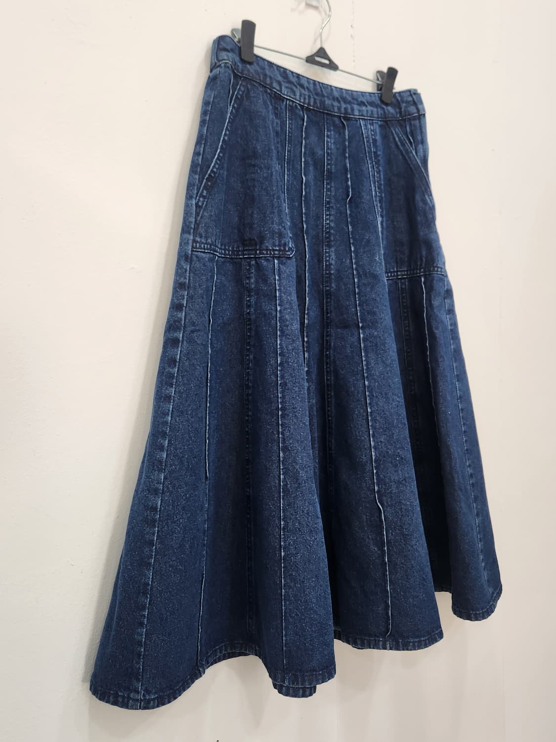 [66] 더엣지 AtG 데님 롱 플레어 스커트 66사이즈 상품이미지3