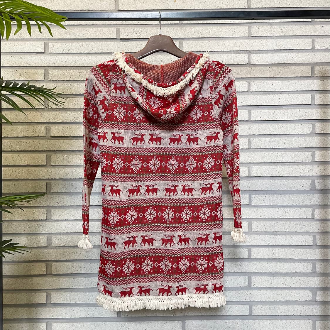 JPN VINTAGE 노르딕 패턴 니트 후드 태슬 디테일 레드 상품이미지3