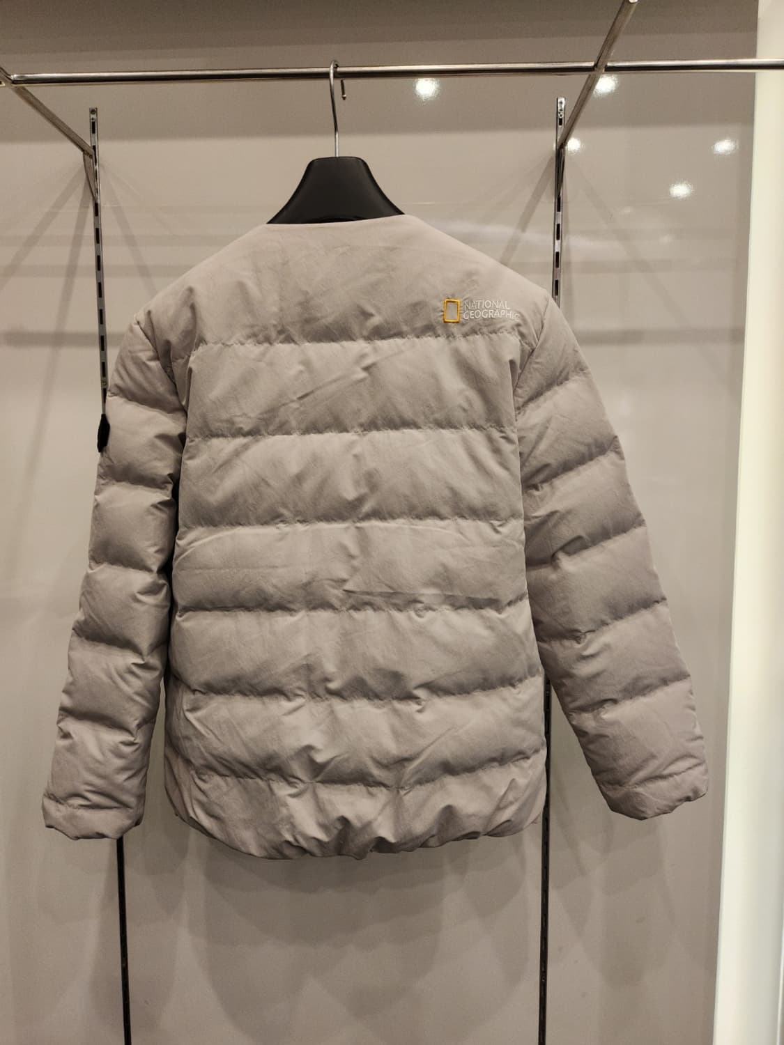 네셔널지오그래픽 경량패딩 90(최상급) 상품이미지2