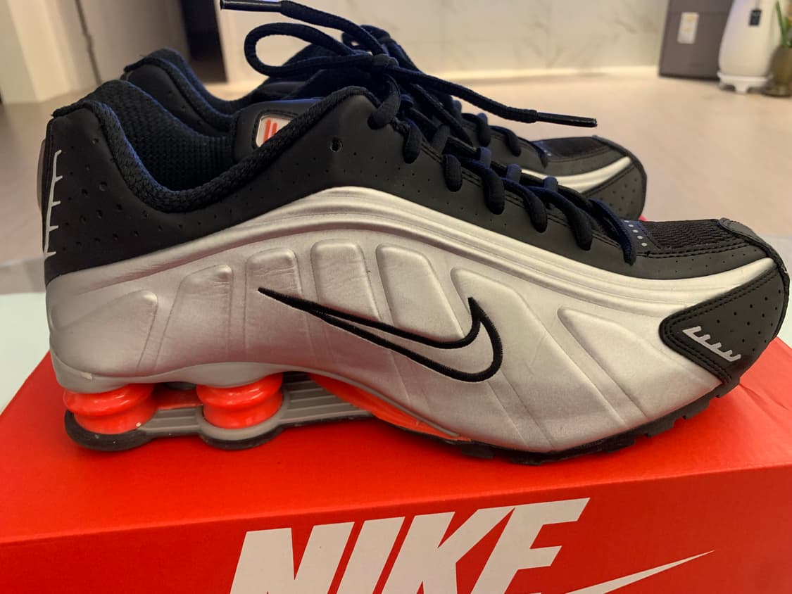 나이키 샥스 R4 블랙/실버 270mm 판매합니다./ BV1111-008 상품이미지4