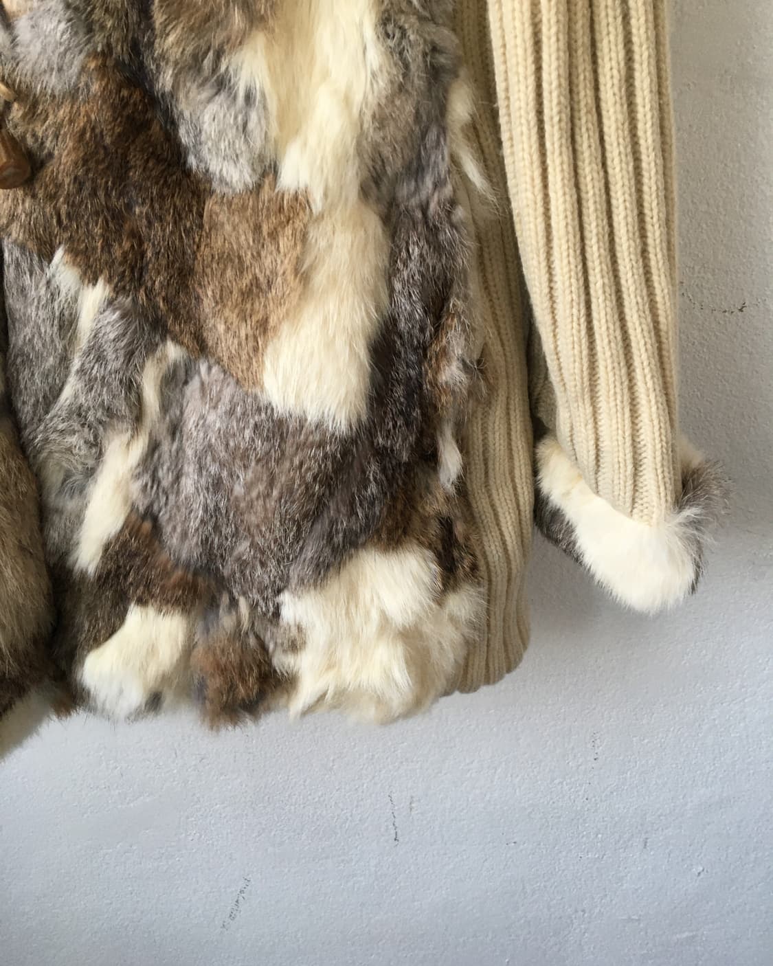 Rabbit fur duffle button hood knit cardi 상품이미지4