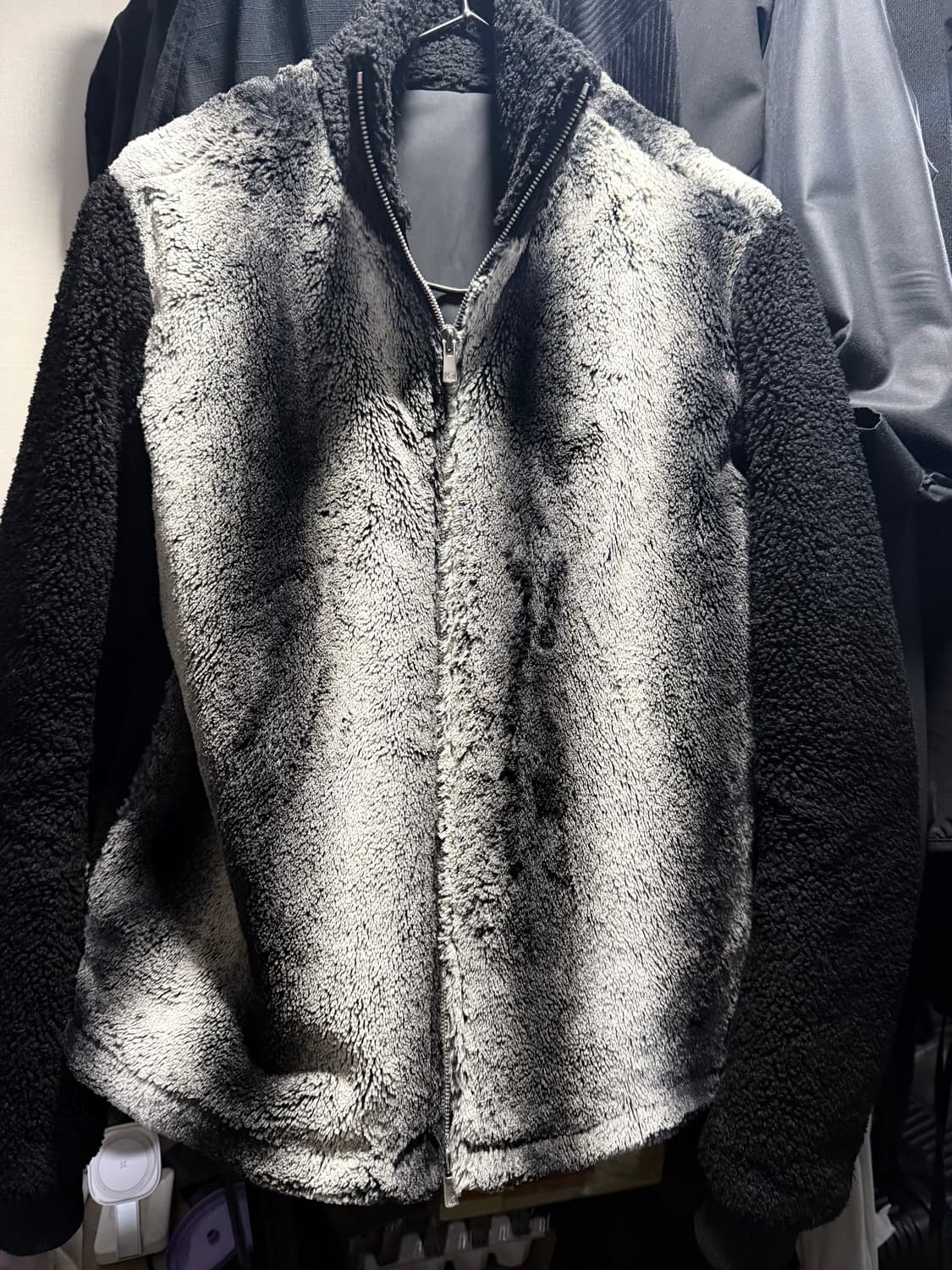 디세미콜론 그라데이션 후리스(플리츠 점퍼) 팝니다. 상품이미지3