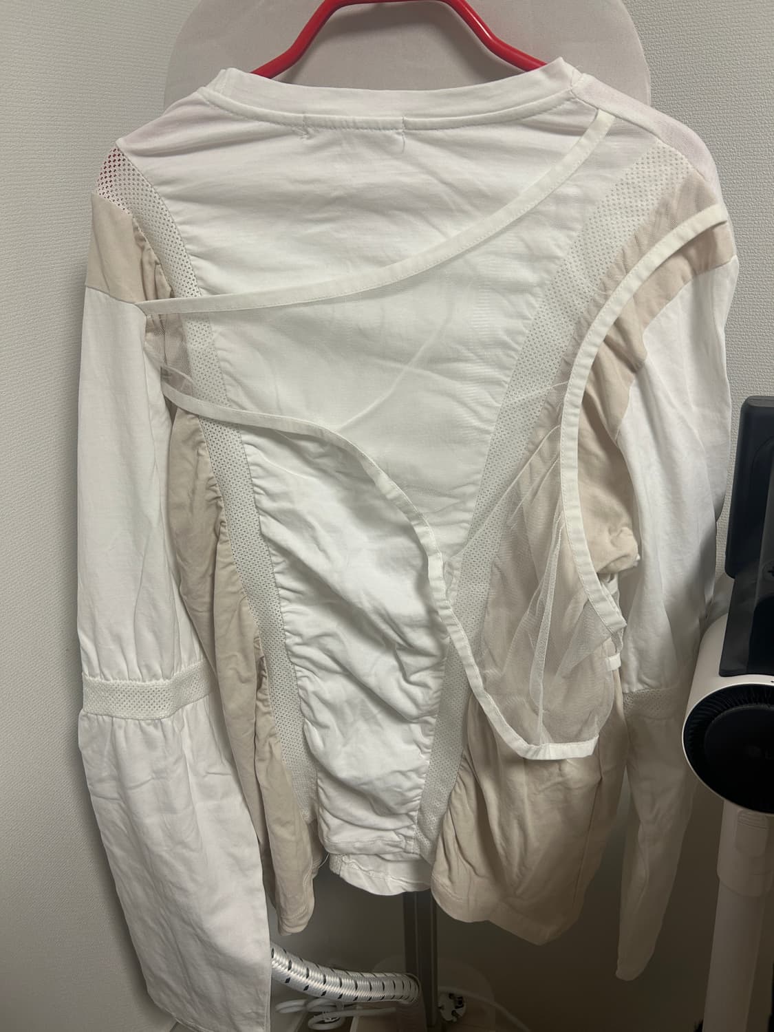 오호스 메쉬 밴드 롱슬리브 티셔츠 화이트 상품이미지3